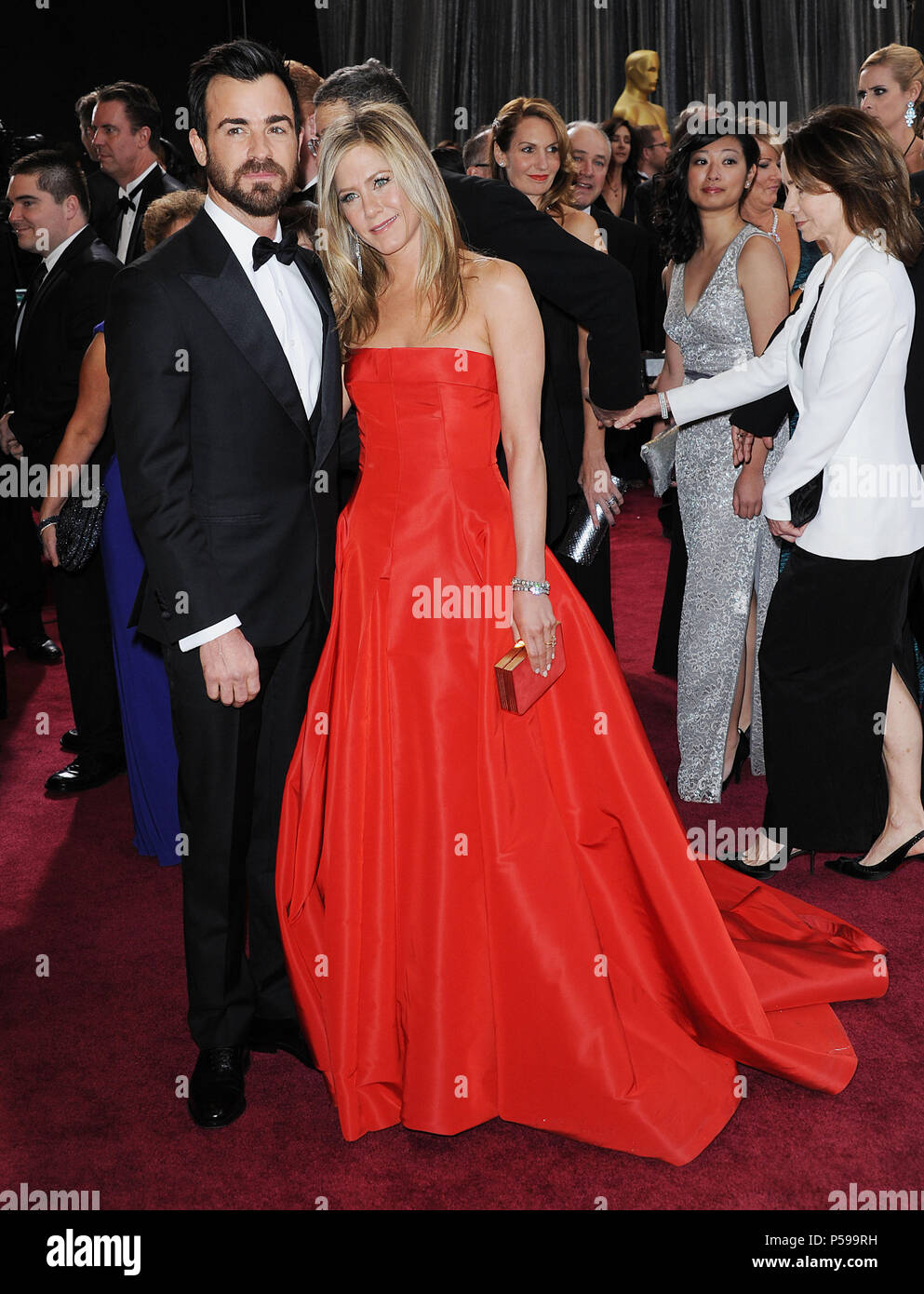 Jennifer Aniston 68 and Justin Theroux arriving at the 85th Academy(02)
