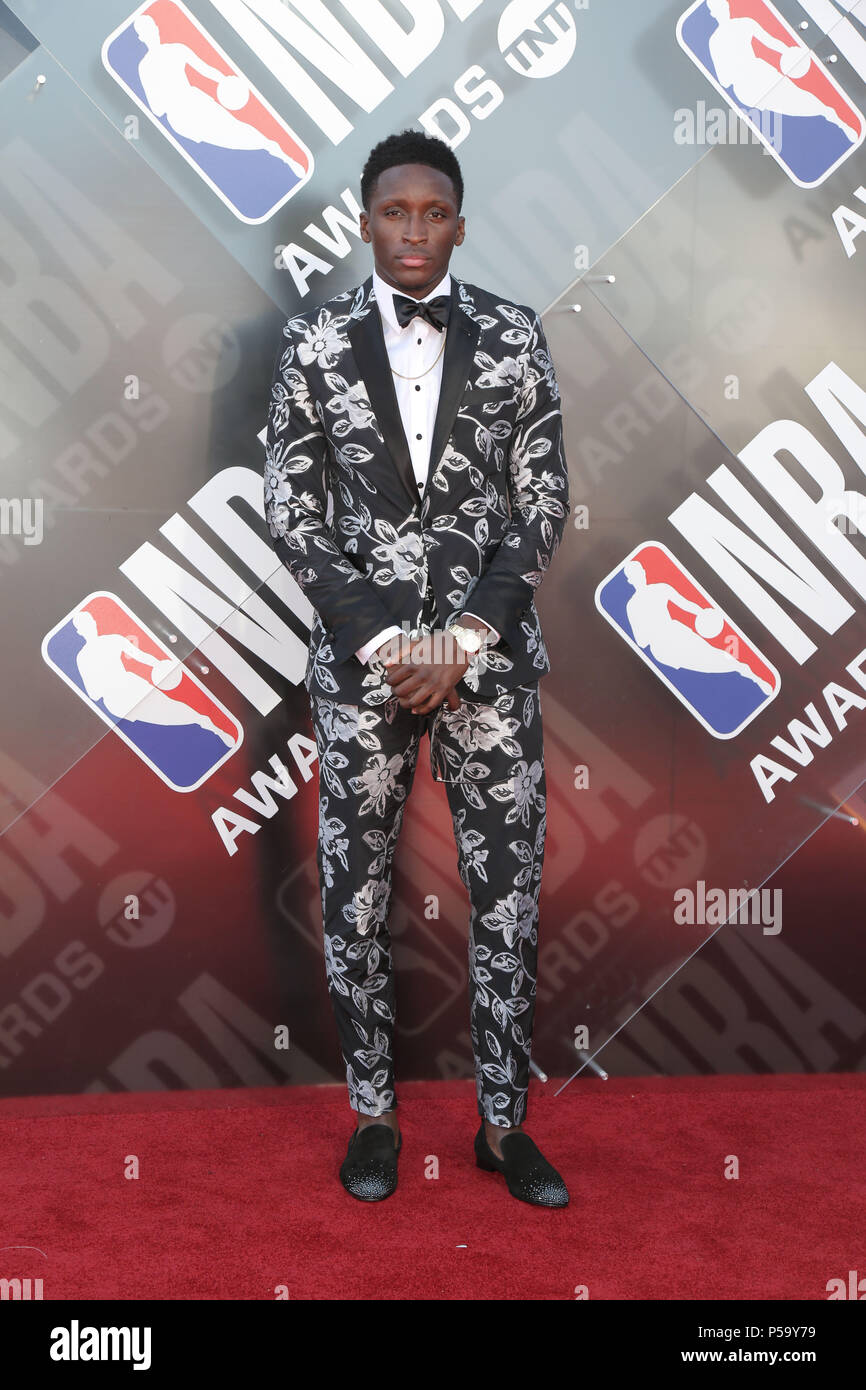U.S. 25th June, 2018. 25 June 2018 - Santa Monica, California - Victor Oladipo. 2018 NBA Awards held at Barker Hangar. Photo Credit: PMA/AdMedia Credit: Pma/AdMedia/ZUMA Wire/Alamy Live News Stock Photo