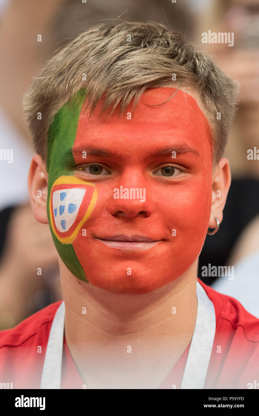Saransk, Russland. 26th June, 2018. A Portuguese Fan with Face Paint, Fan,  Fans, Spectators, Supporters, Supporters, Portraits, Portrsst, Portrait,  Close Up, Portrait, Iran (IRN) - Portugal (POR) 1: 1, Preliminary Round,  Group