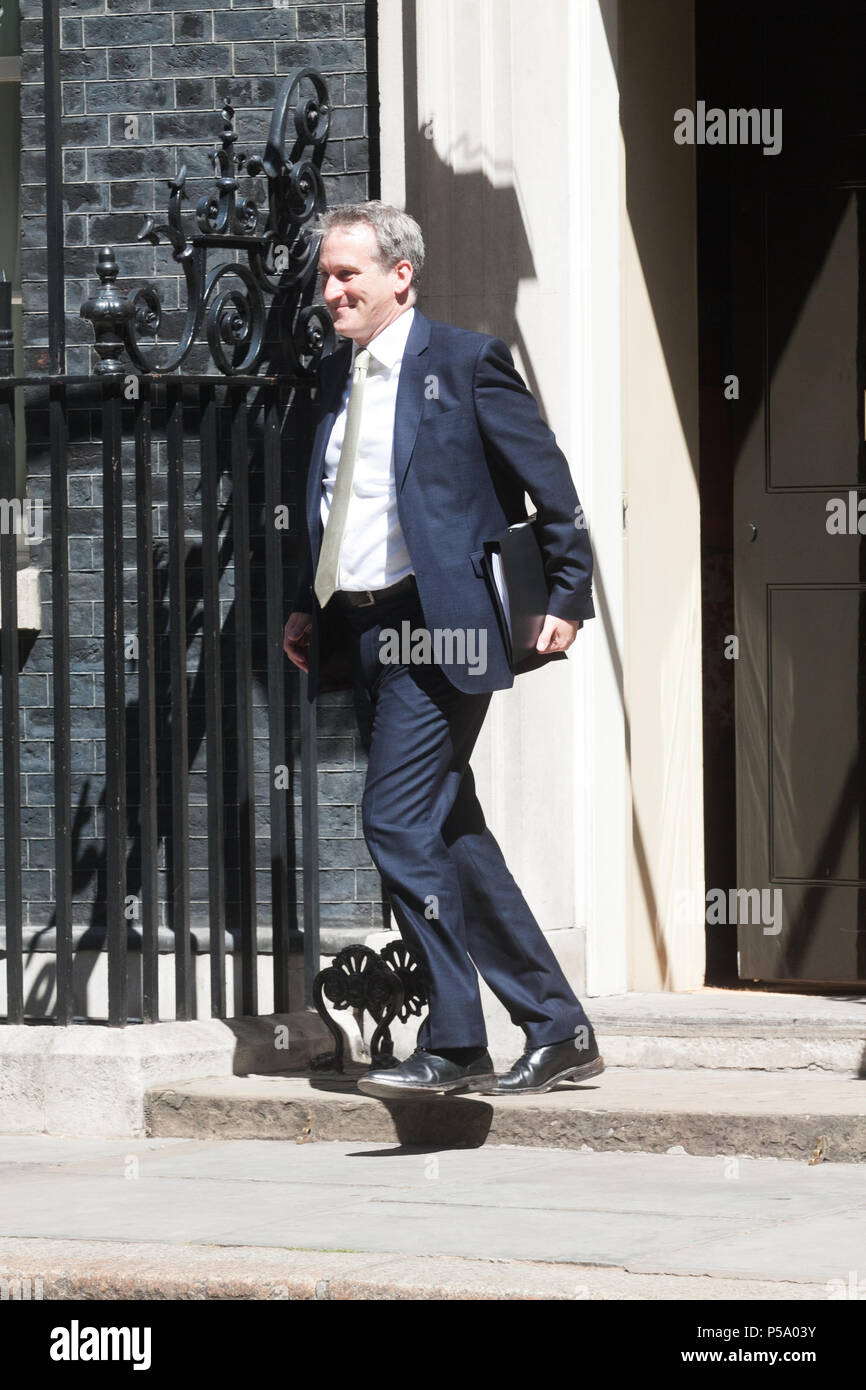 London. 26th June 2018.Damian Hinds MP Secretary of State for Education leaves Downing Street after the weekly cabinet meeting Credit: amer ghazzal/Alamy Live News Stock Photo