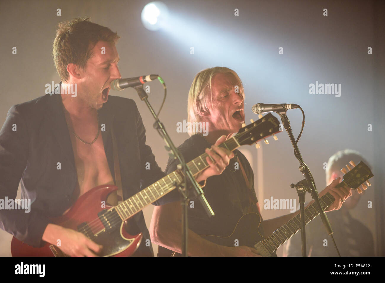 Brighton, UK. 25th Jun, 2018. Miles Kane and special guest Paul Weller performs at Concorde 2, Brighton, UK.   Photo credit: Andy Sturmey/Alamy Credit: Andrew Sturmey/Alamy Live News Stock Photo