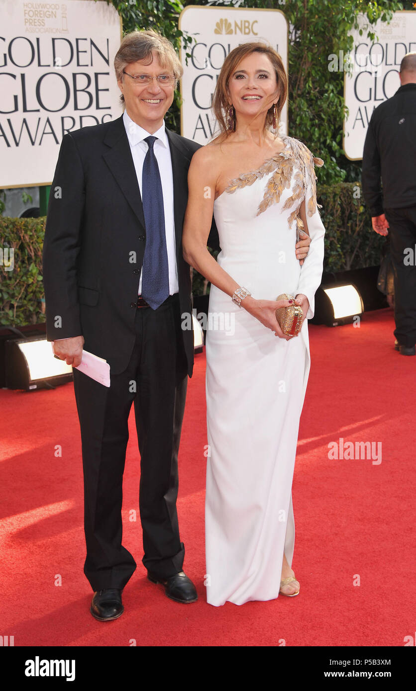 Lena Olin and husband at the 70th Golden Globes Awards 2013 at the  Hilton Hotel In Beverly Hills.Lena Olin and husband ------------- Red Carpet Event, Vertical, USA, Film Industry, Celebrities,  Photography, Bestof, Arts Culture and Entertainment, Topix Celebrities fashion /  Vertical, Best of, Event in Hollywood Life - California,  Red Carpet and backstage, USA, Film Industry, Celebrities,  movie celebrities, TV celebrities, Music celebrities, Photography, Bestof, Arts Culture and Entertainment,  Topix, vertical,  family from from the year , 2013, inquiry tsuni@Gamma-USA.com Husband and wife Stock Photo