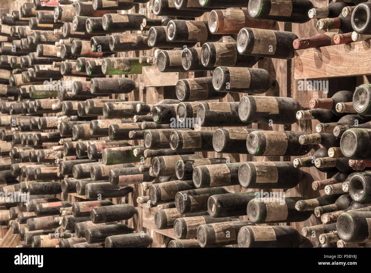 Warehouse product variety hi-res stock photography and images - Alamy