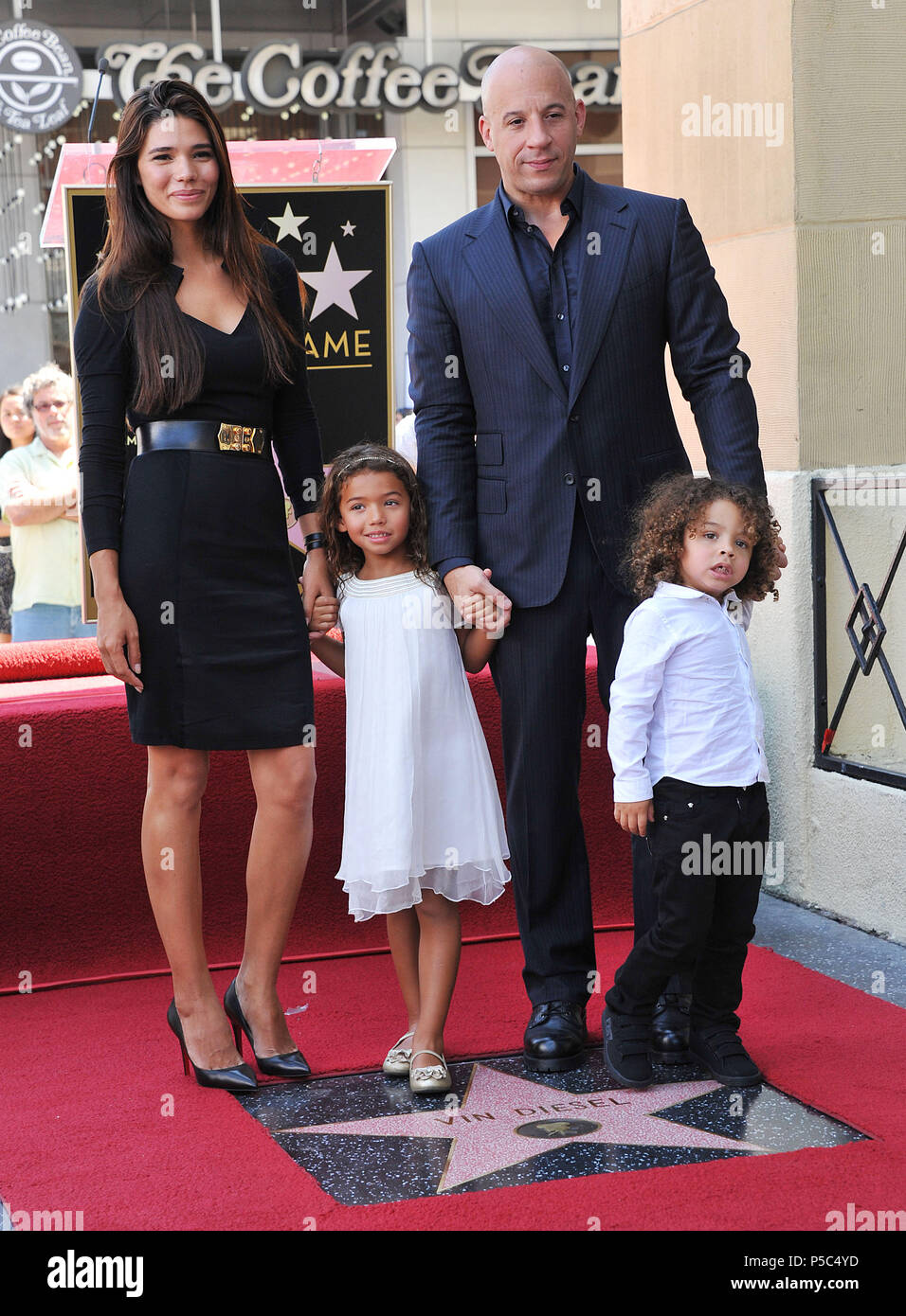 Vin Diesel E Paloma Jimenez Criancas Vin Diesel With Wife Paloma Son Vin Diesel E Paloma Jimenez Criancas Vin Diesel With Wife Paloma Son