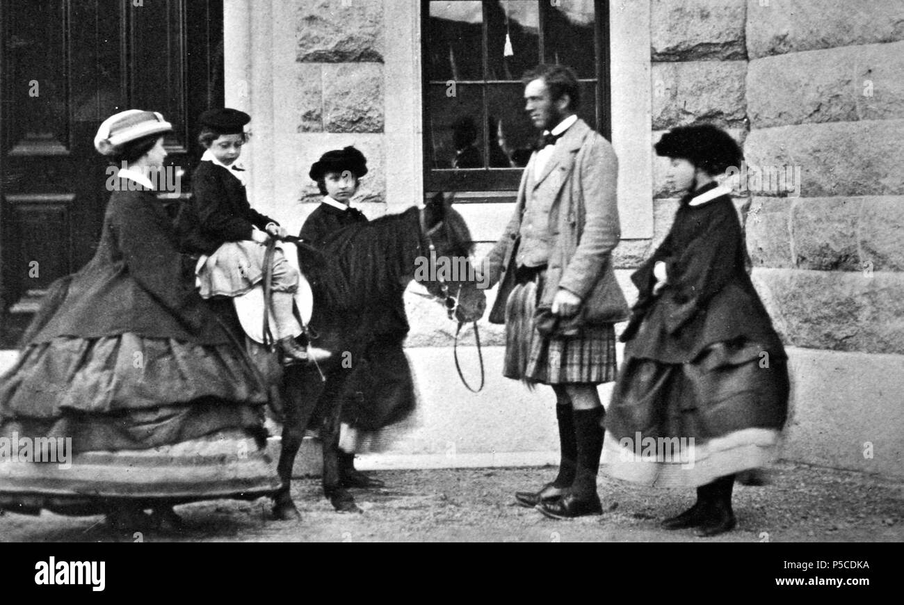 N/A. English: Alice, Leopold, Louise, John Brown and Helena at Balmoral . August 1860. Dudley Charles Fitzgerald, 24th Baron de Ros (1827-1907) 85 Alice, Leopold, Louise, John Brown and Helena Stock Photo