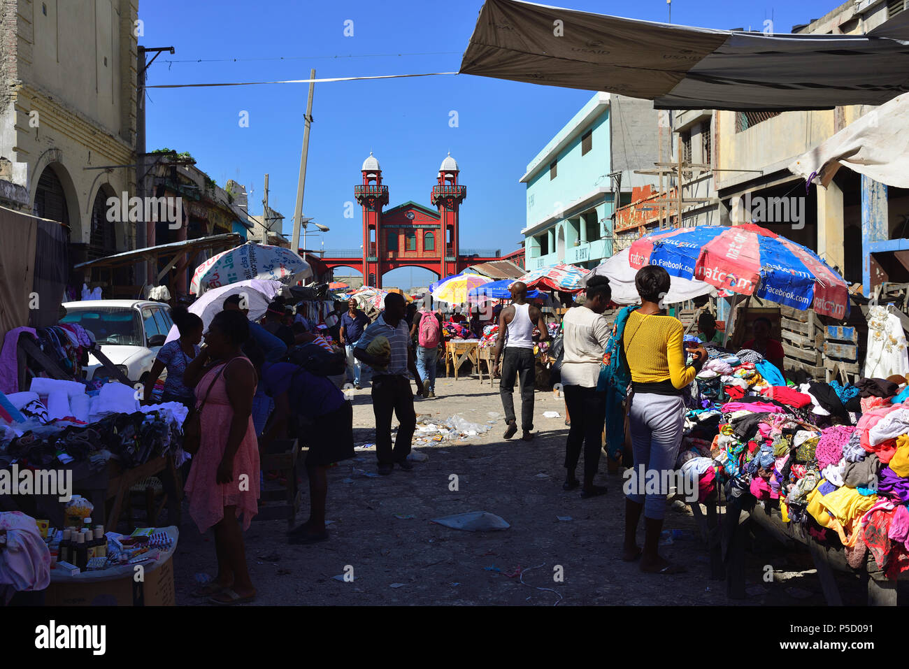 PORT AU PRINCE, REPUBLIC OF HAITI - 17 DECEMBER 2017: Bazzar in the capital city Haiti, in the vicinity of the Iron Market Stock Photo