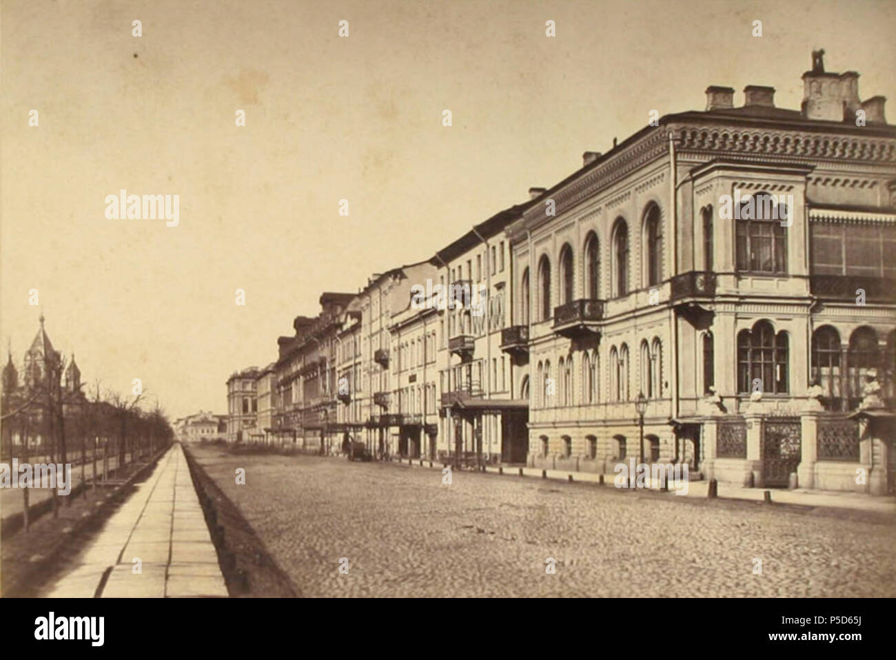N/A. English: Horse-Guards Street in St. Petersburg. Photo-studio of A.Lorens, St-Petersburg. 1870s. Français : Rue de la Garde a Cheval a St.-Petersbourg. Photogr. de A.Lorens St.-Petersbourg. 1870-s :     .-. . .  . . 1870- . 1870s. English: Alfred Lorens - one from earler fotographers at the St-Petersburg. His photo-studio works from 1855 to 1890s. :    () -     .     1855    1890- . 50 A.F.Lorens - Horse-Guards Street in St. Petersburg, 1870s (cropped) Stock Photo