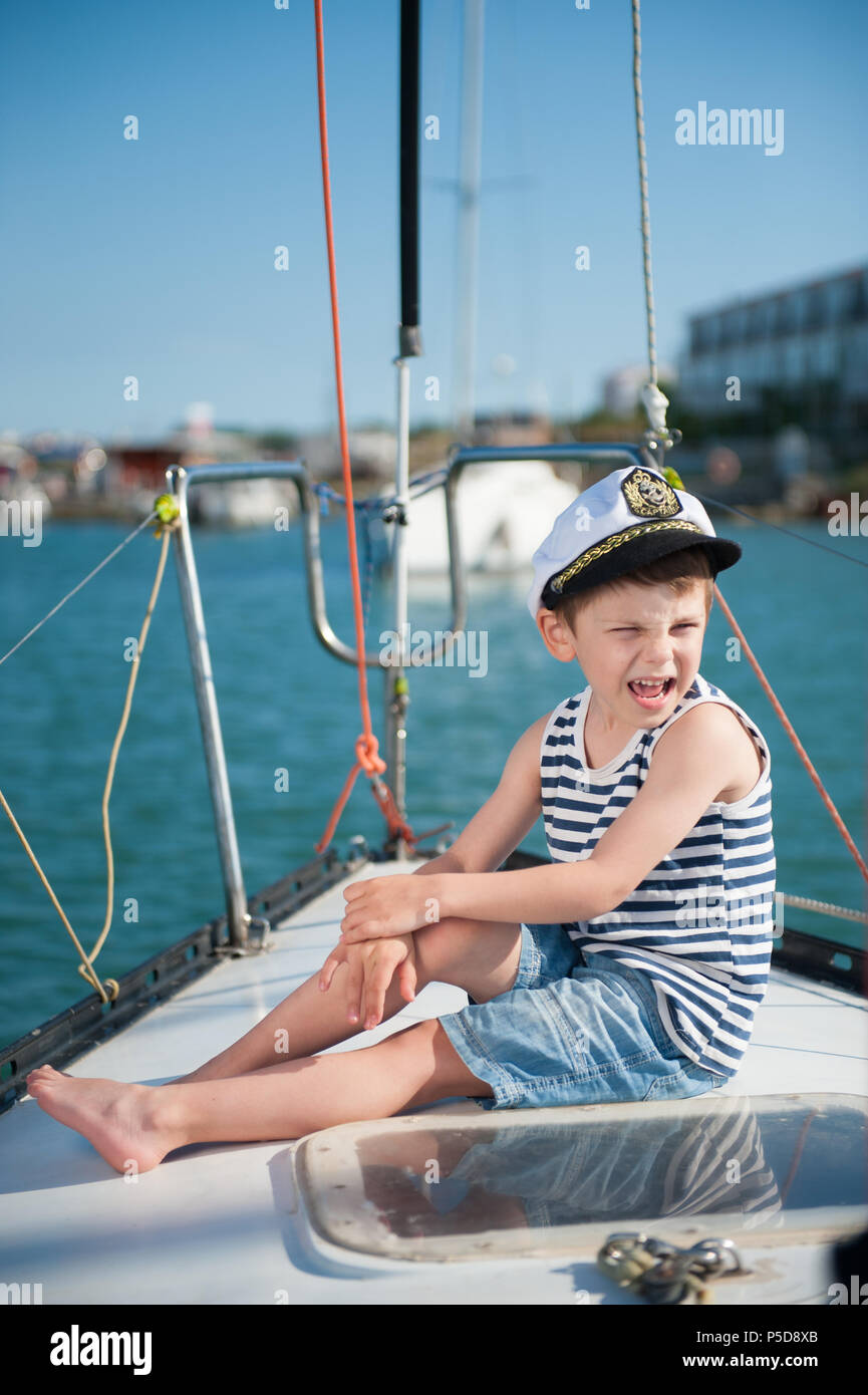 sailboat captain hat