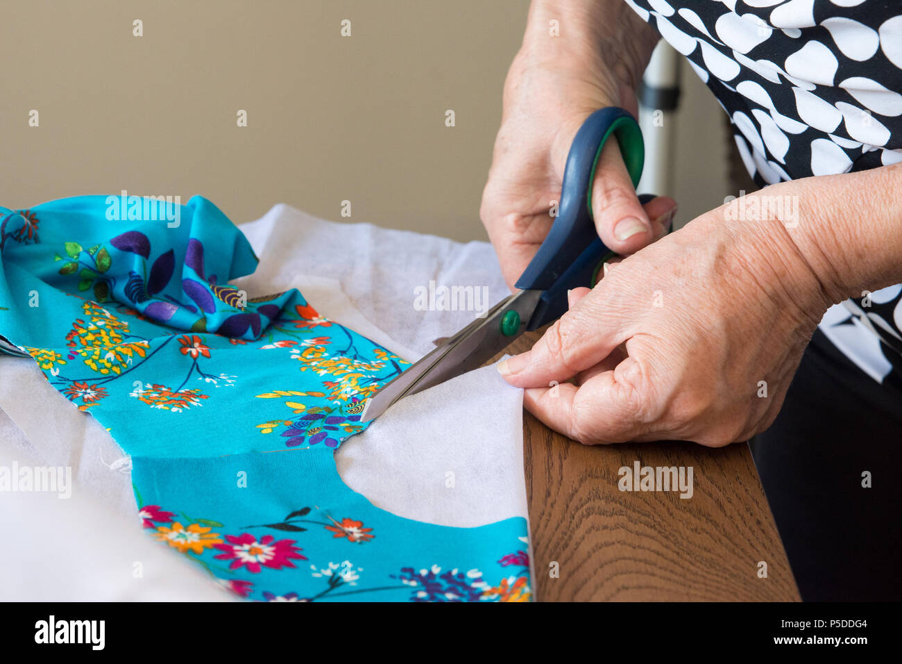 cuts and scissors dresses Wedding dress cut into pieces by mother-in-law