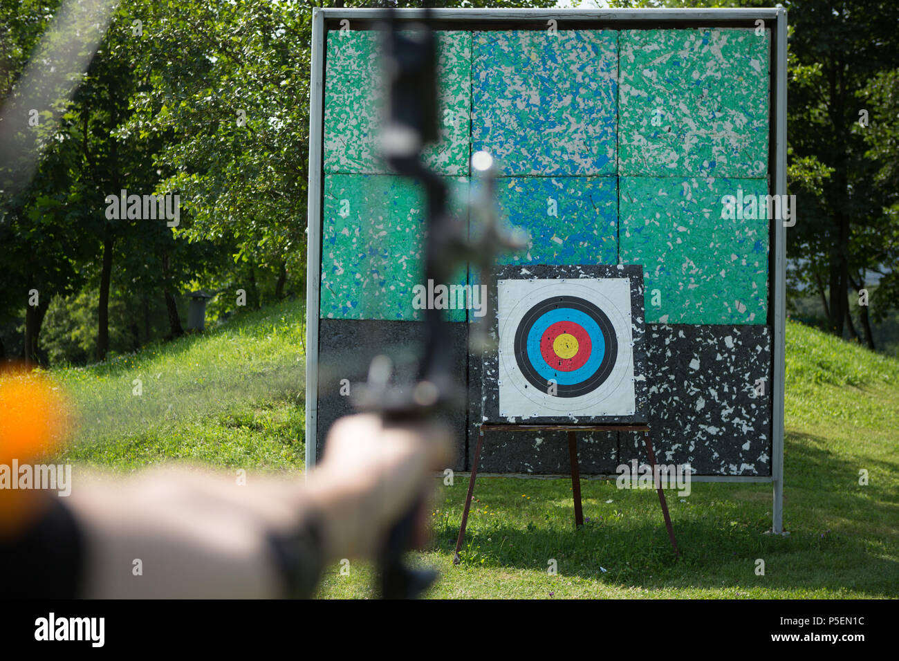 Arch bow arrow hi-res stock photography and images - Alamy