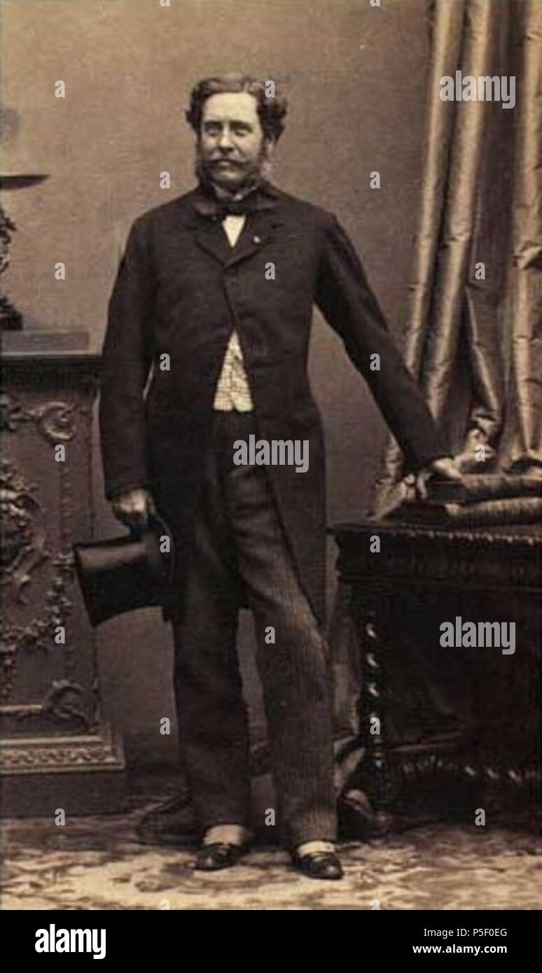 Dragon Quest Metallic Items Gallery Special Erdrick's Armor \u0026 Helmet Figure, image size:774x1390