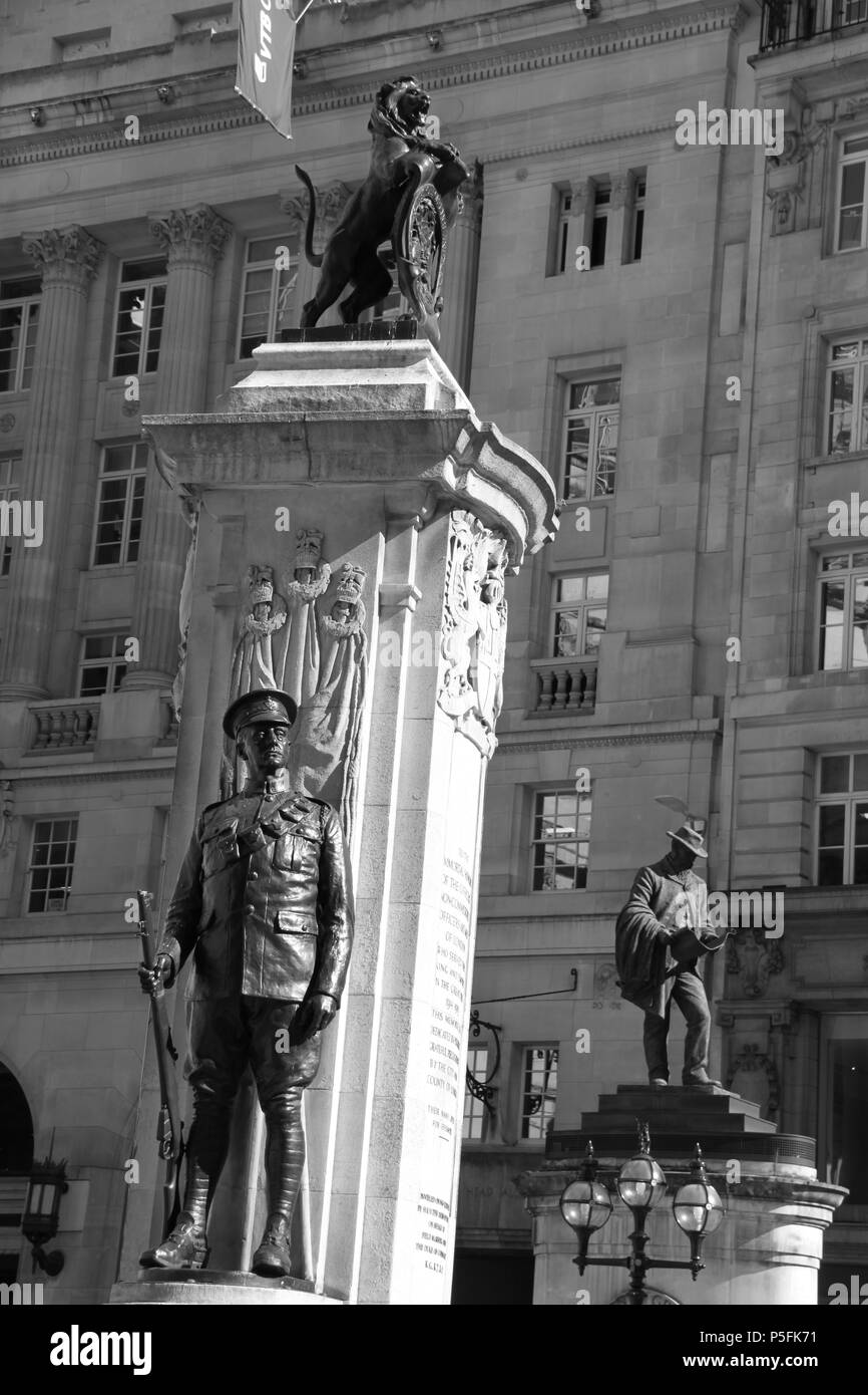 London Troops War Memorial in front of The Royal Exchange (a luxury shopping centre above Bank station), London, England, UK, PETER GRANT Stock Photo