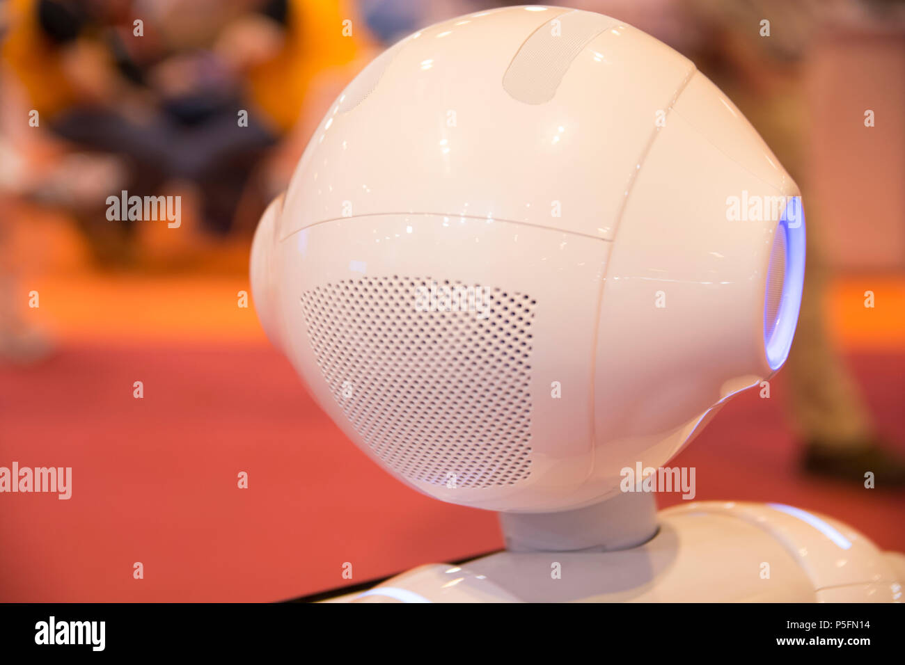Robot back hi-res stock photography and images - Alamy