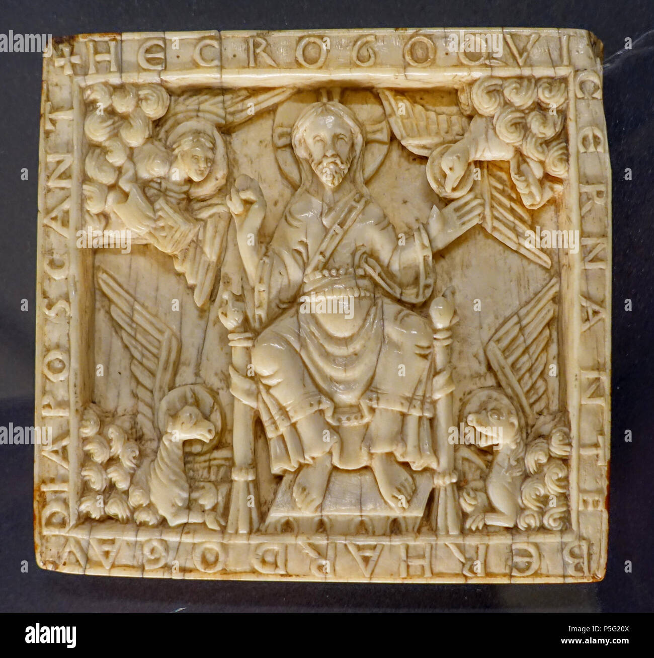 N/A. English: Exhibit in the Hessisches Landesmuseum Darmstadt - Darmstadt, Germany. 19 October 2016, 05:34:56. Daderot 343 Christ in Majesty with the evangelist symbols, Trier or southwestern Germany, 1100-1150 AD, ivory - Hessisches Landesmuseum Darmstadt - Darmstadt, Germany - DSC00302 Stock Photo