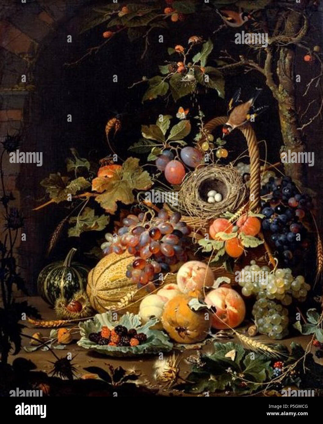 Ein Vogelnest mit Fruchtkorb . Deutsch: Arrangement von sommerlichen Früchten und Tieren vor einer Mauernische mit Kleingetier, wie Insekten u.a. . circa 1672. N/A 50 A.Mignon-Vogelnest Stock Photo