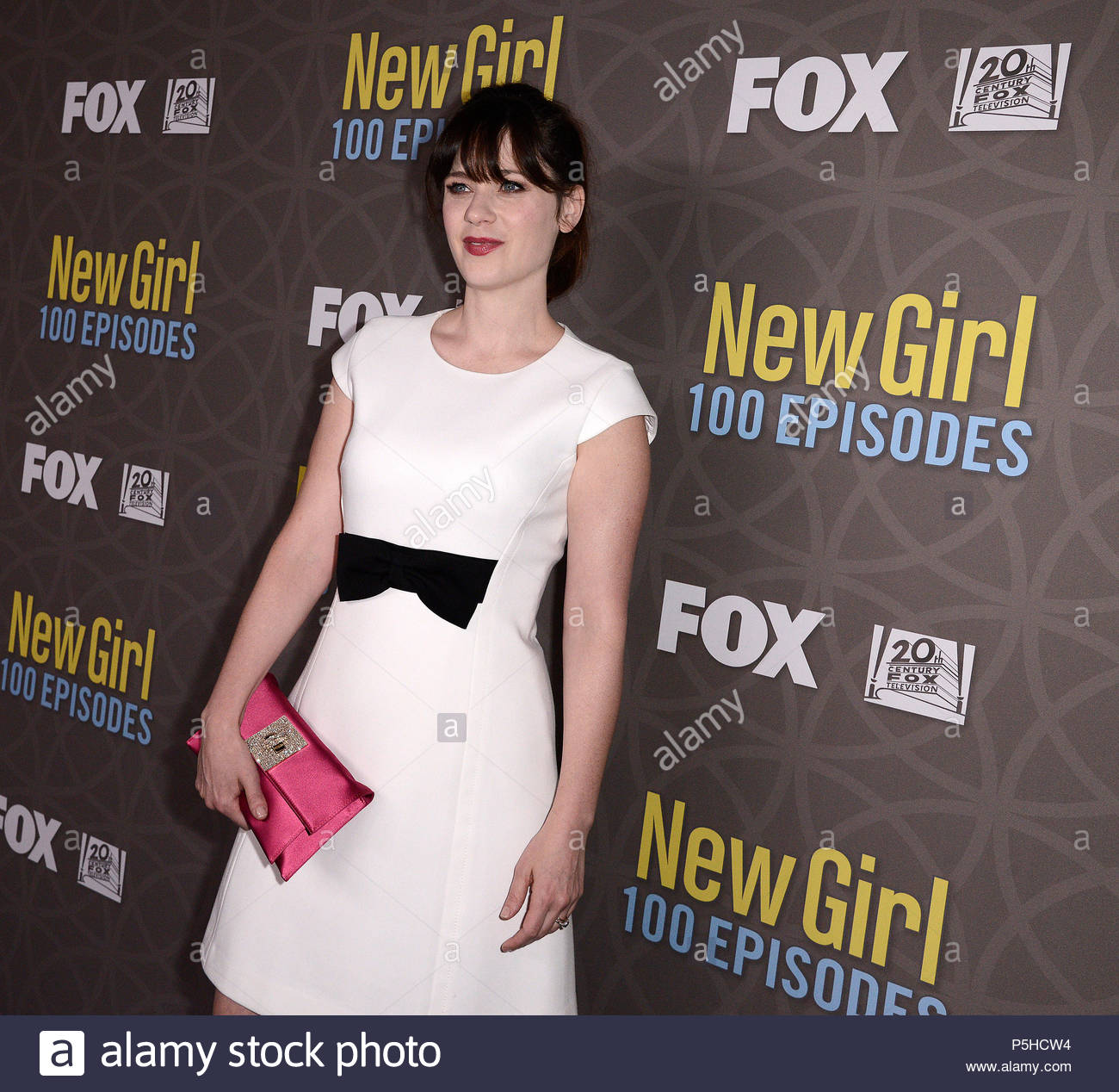 Deschanel zooey foxs new girl forecast dress for on every day in 2019 Deschanel zooey foxs new girl forecast dress in summer in 2019