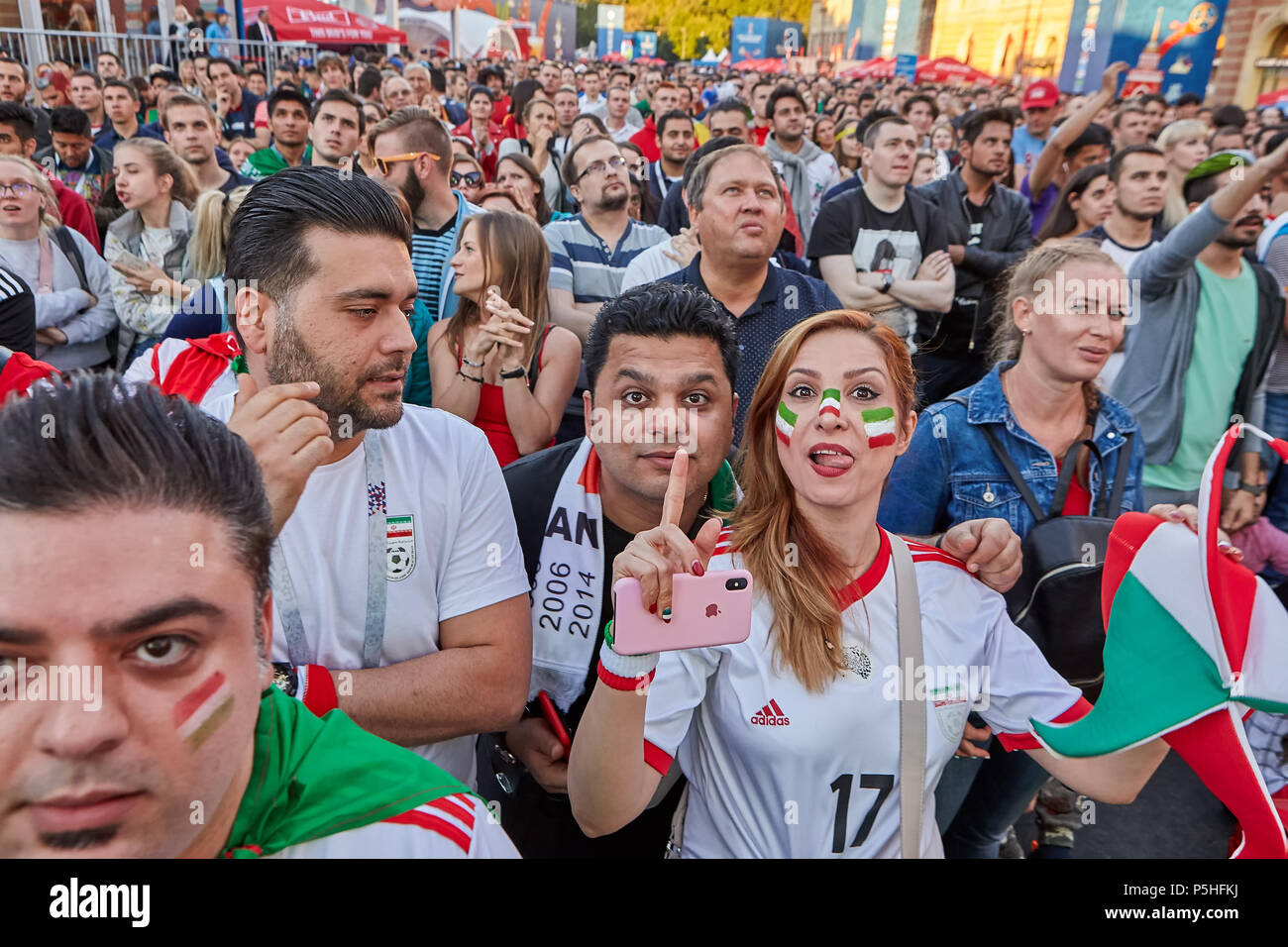 During the match, a fan with a stick smashed the head of the goalkeeper 9 During the match, a fan with a stick smashed the head of the goalkeeper 14