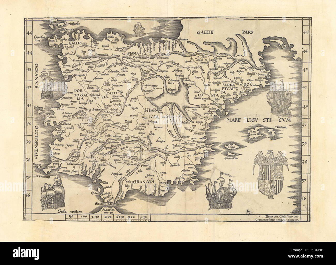 N/A. Español: Mapa moderno ('tabula nova') de la península Ibérica publicado en 1499. Reproducido de un ejemplar conservado en el Archivo Histórico Municipal de Mérida. La toponimia está en latín y en italiano. El escudo de armas es el de los Reyes Católicos pero con la peculiaridad de mostrar las armas de Aragón-Sicilia y Castilla-León invertidas respecto a la representación más habitual. Fuente: Carmen Manso Porto, 'El mapa de España en época de los Reyes Católicos', Revista de Estudios Colombinos, 11, junio 2015. 1499. Español: Desconocido, probablemente residente en alguna ciudad italiana  Stock Photo