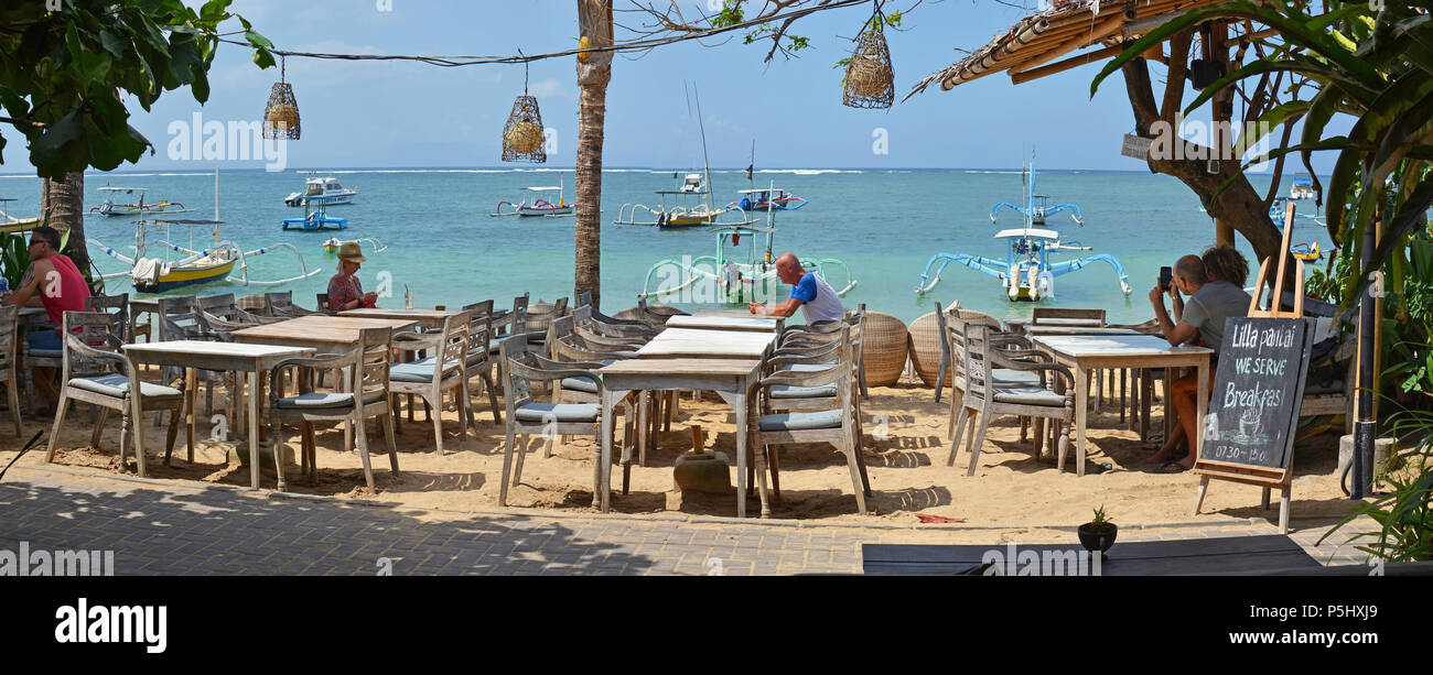 Page 3 - Beachside Bar High Resolution Stock Photography and Images - Alamy