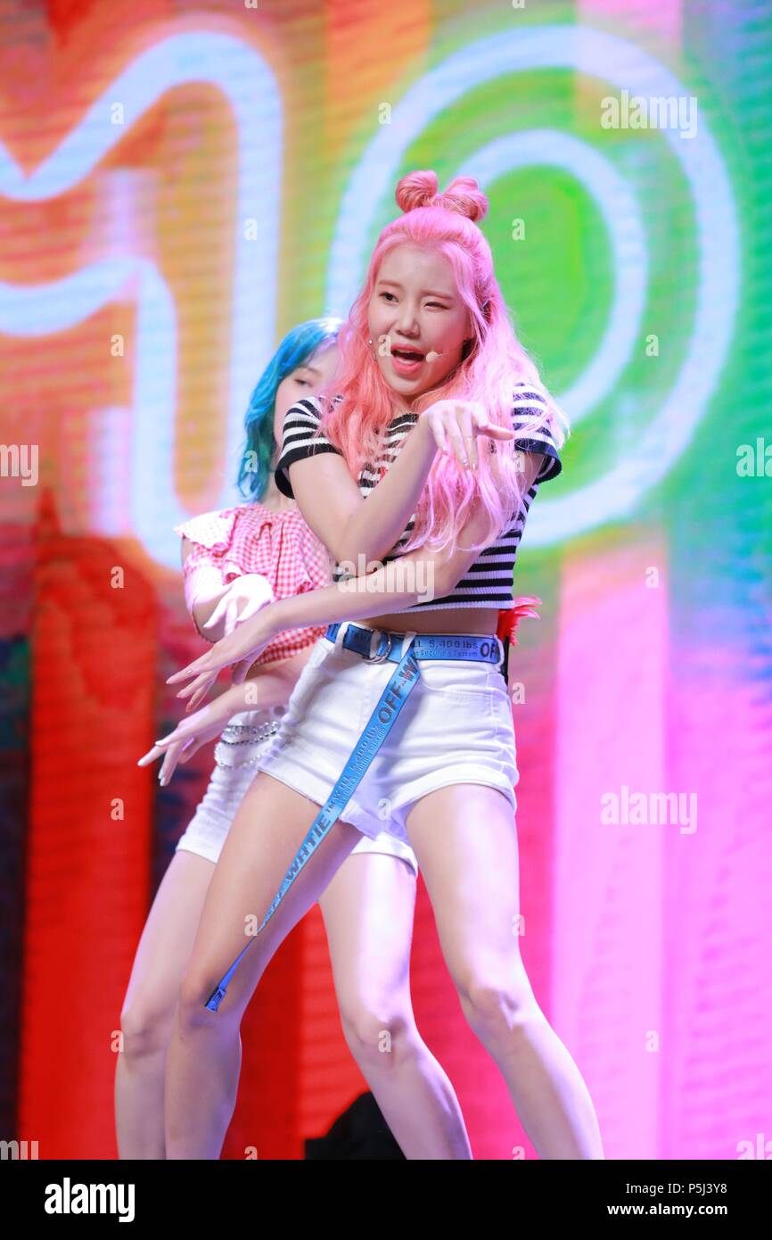 Seoul Korea 26th June 2018 Momoland Promote The 4th Mini Album