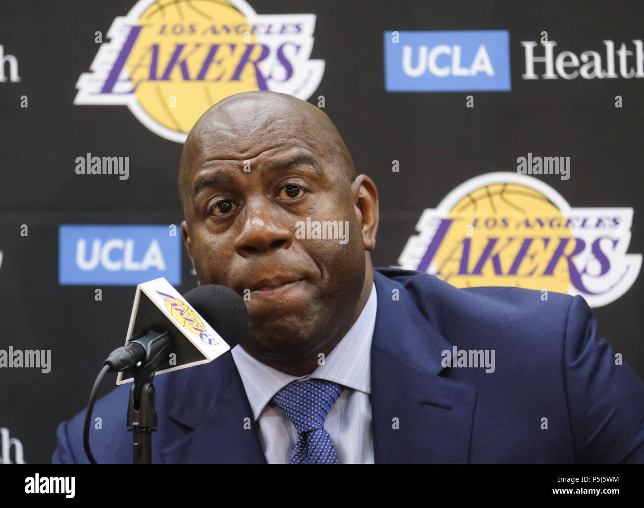 Los Angeles, California, USA. 26th June, 2018. Los Angeles Lakers president of basketball operations, Earvin ''Magic'' Johnson at an introductory press conference in Los Angeles, Tuesday, June 26, 2018. The Lakers introduce two new draft players, Moritz Wagner, originally from Germany, the 25th pick in the 2018 NBA Draft and guard Sviatoslav Mykhailiuk, originally from Ukraine. Credit: Ringo Chiu/ZUMA Wire/Alamy Live News Stock Photo