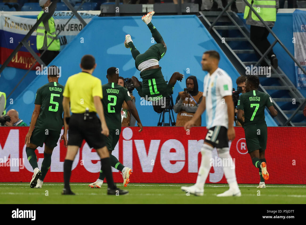 St Petersburg, Russia, 27 June 2018. Victor Moses of Nigeria celebrates after scoring his side's first goal to equalise and make the score 1-1 during the 2018 FIFA World Cup Group D match between Nigeria and Argentina at Saint Petersburg Stadium on June 26th 2018 in Saint Petersburg, Russia. (Photo by Daniel Chesterton/phcimages.com) Credit: PHC Images/Alamy Live News Stock Photo
