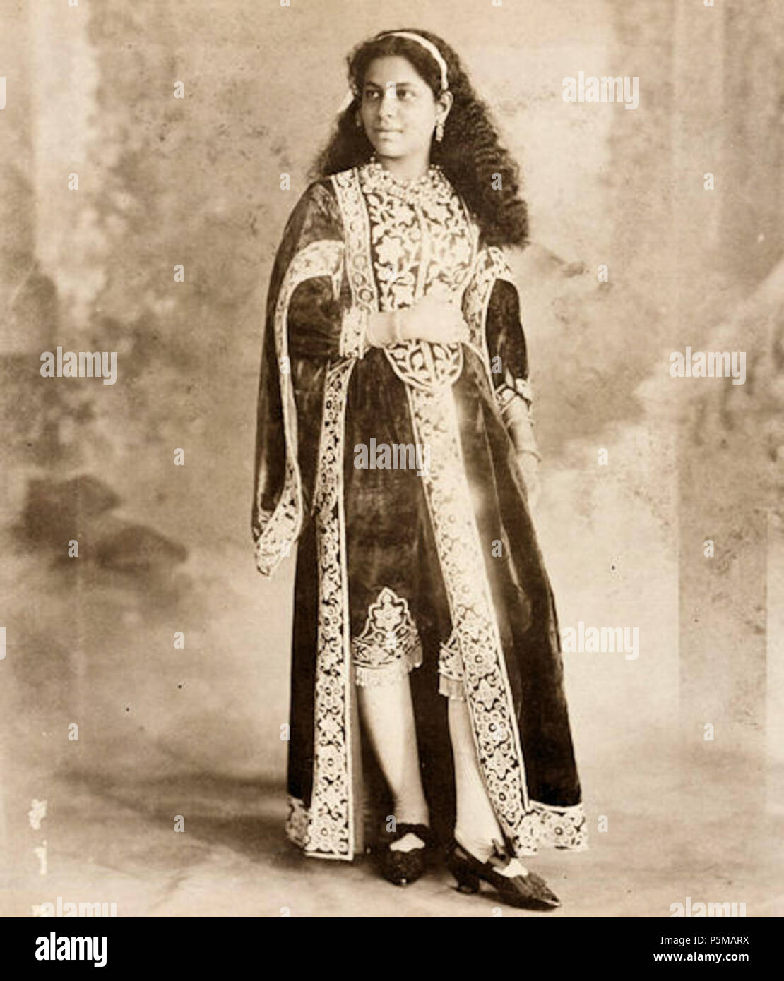 Mughal costumes hotsell