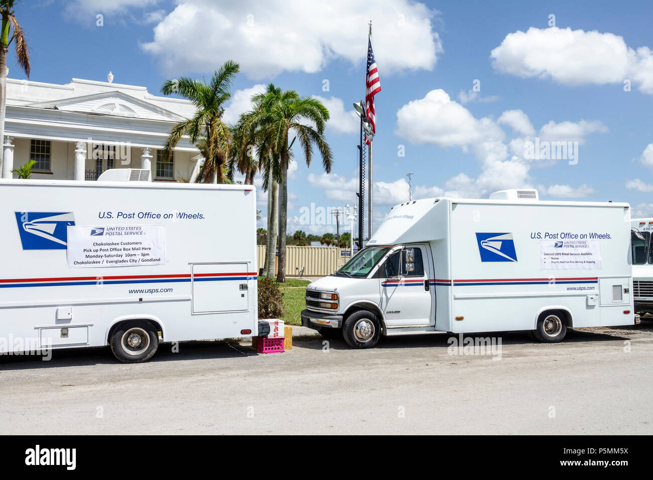 Office on wheels hires stock photography and images Alamy