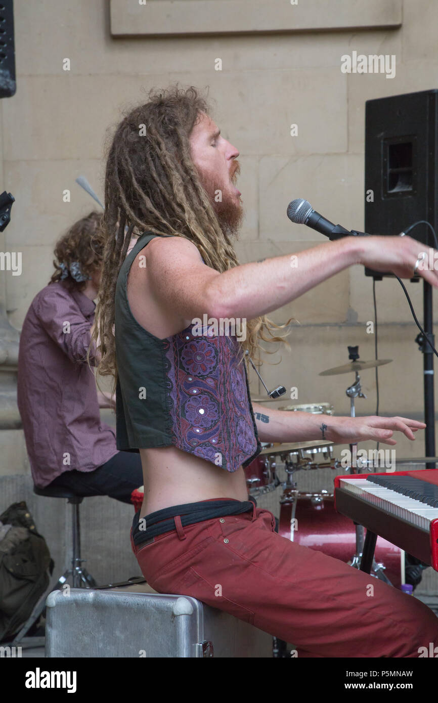 Piano loop festival hires stock photography and images Alamy