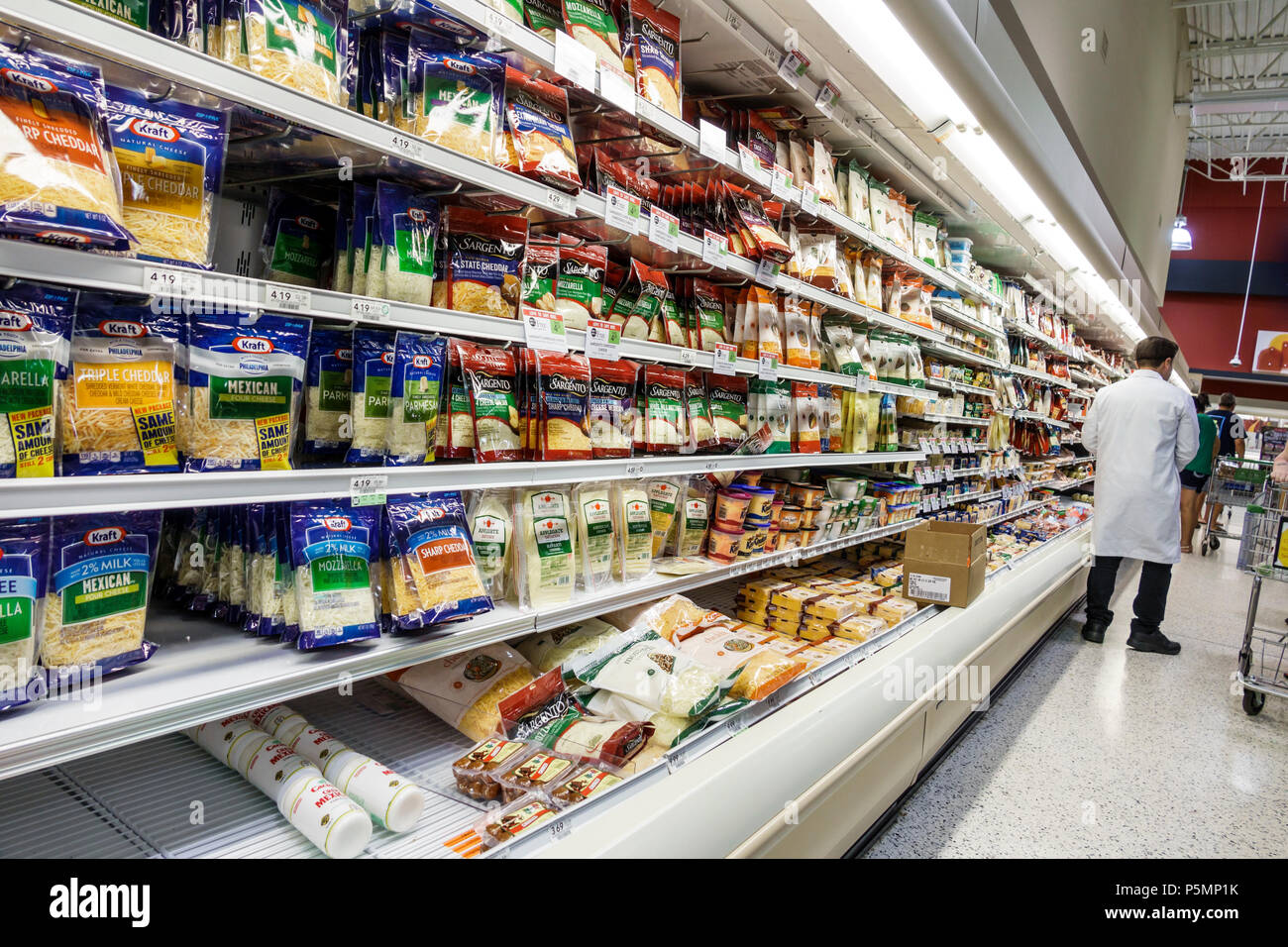 Restocking Shelves Stock Photos & Restocking Shelves Stock Images Alamy