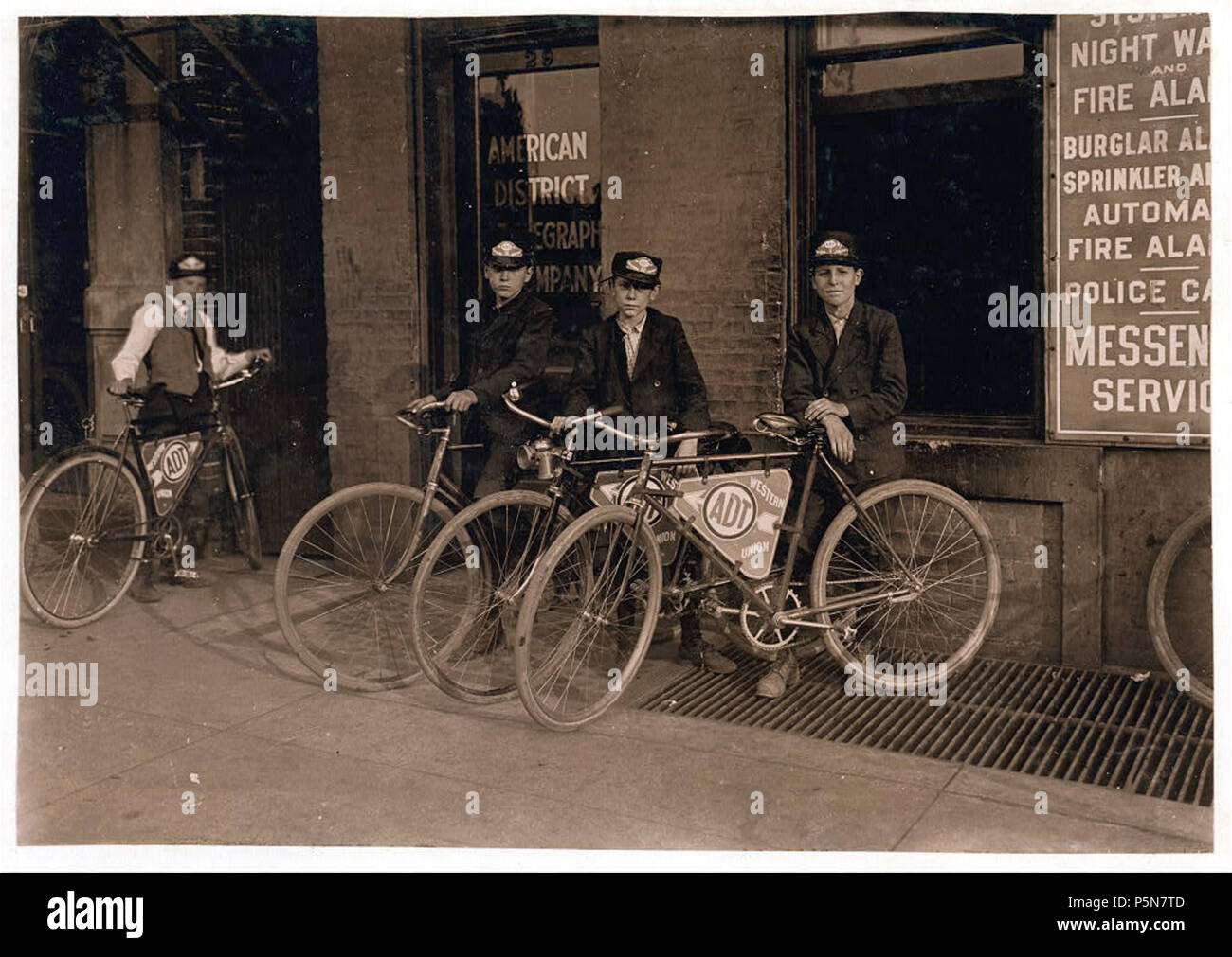 N/A. English:  '   '  ,   (ADT). - (A.D.T. essengers)  . between 1900 and 1910. Unknown 71 Alabama veloboys 1910s Stock Photo