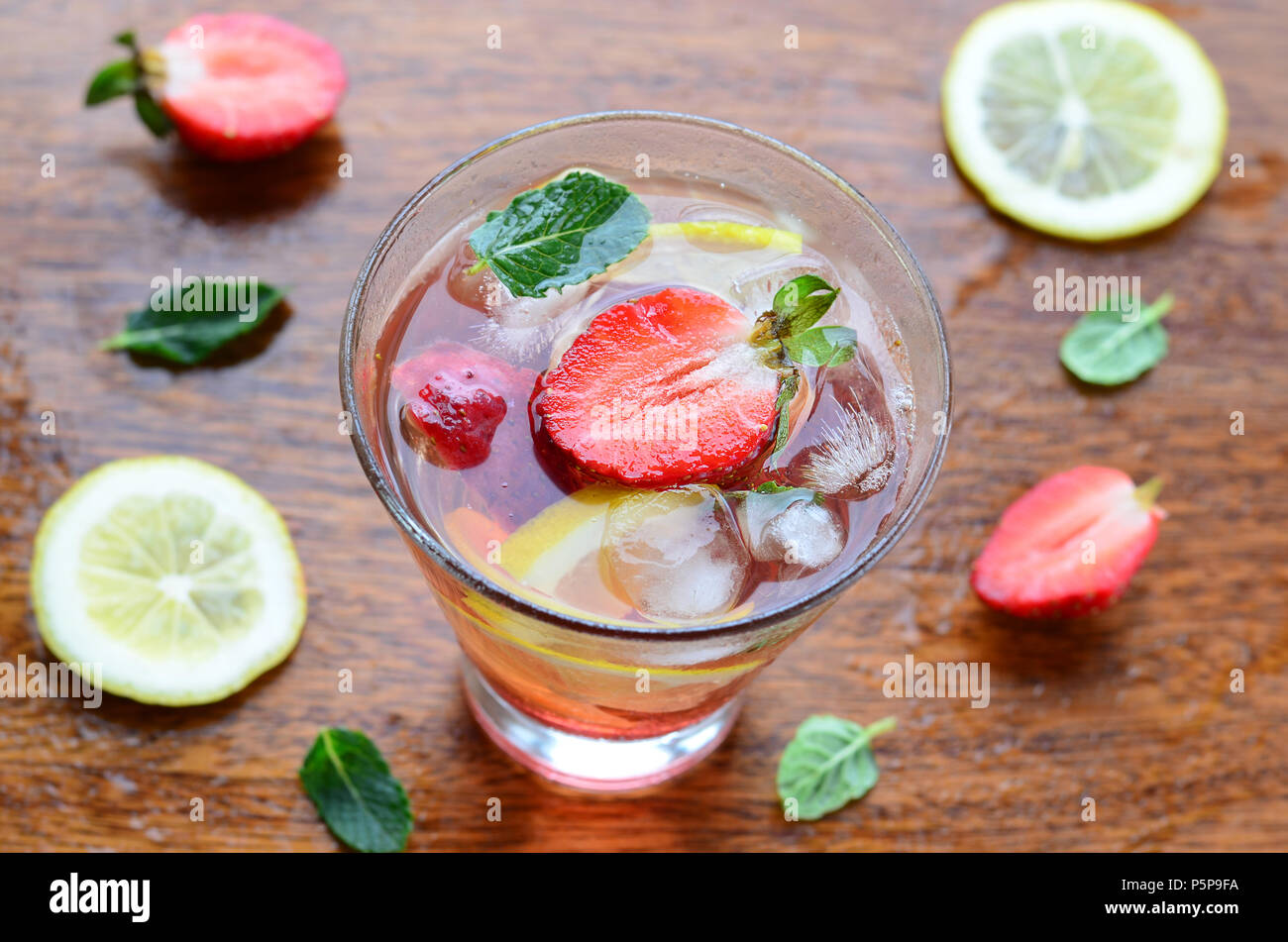 Strawberry and lemon Iced Tea, Cold Drink Stock Photo Alamy
