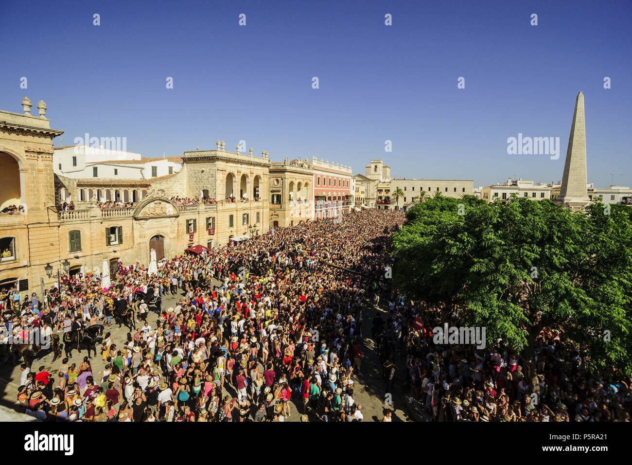 Plaza Des Born caragol Des Born Fiestas De Sant Joan Ciutadella plaza-des-born-caragol-des-born-fiestas-de-sant-joan-ciutadella