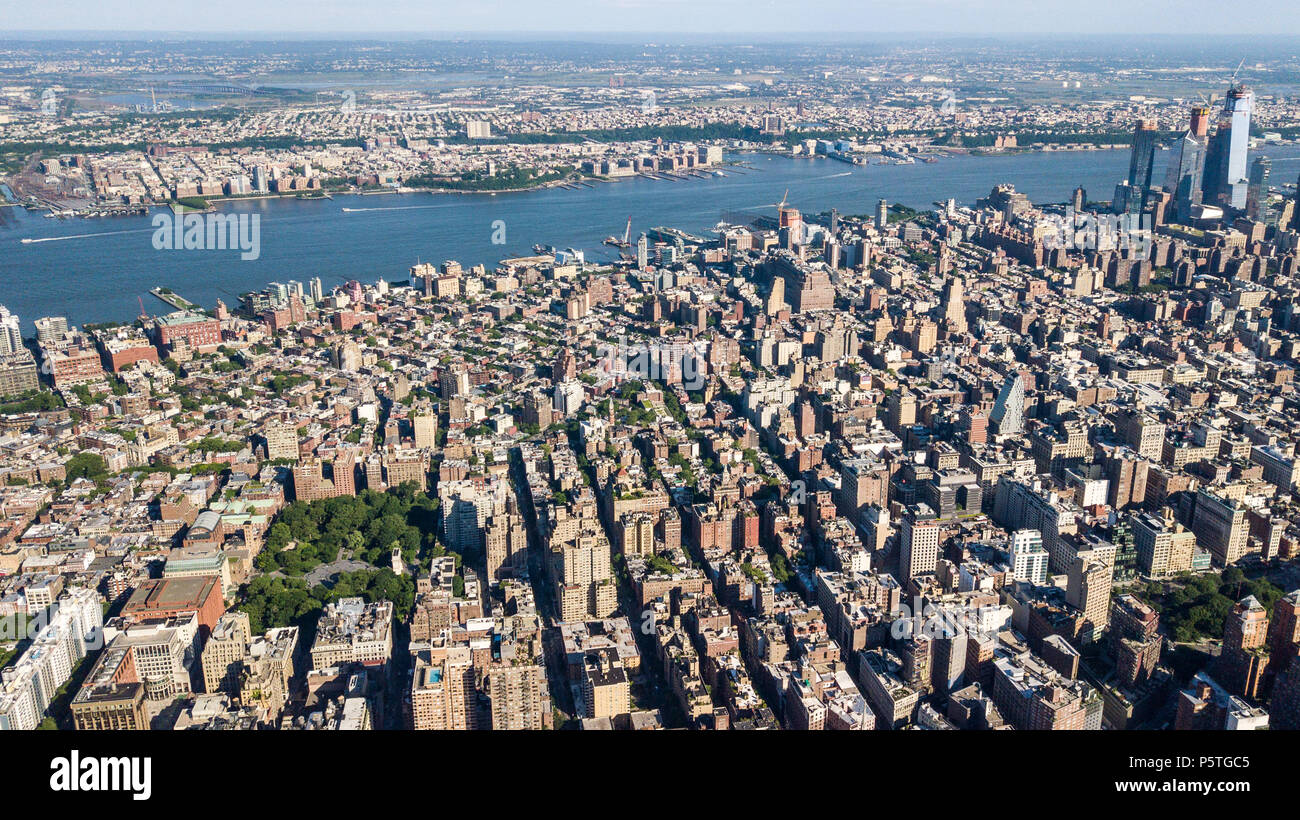 Midtown Building Midtown buildings High Resolution Stock Photography and Images - Alamy