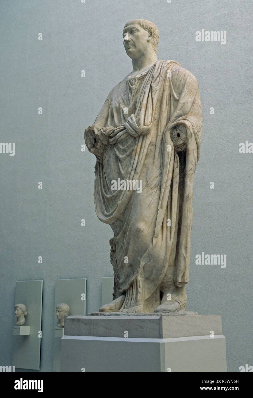 TRAJANO (53117) PRIMER EMPERADOR ROMANO DE ORIGEN HISPANO S II