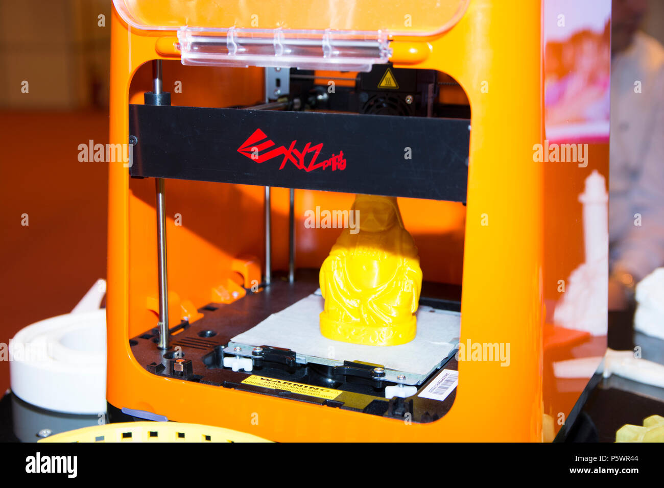 Da vinci nano hires stock photography and images Alamy