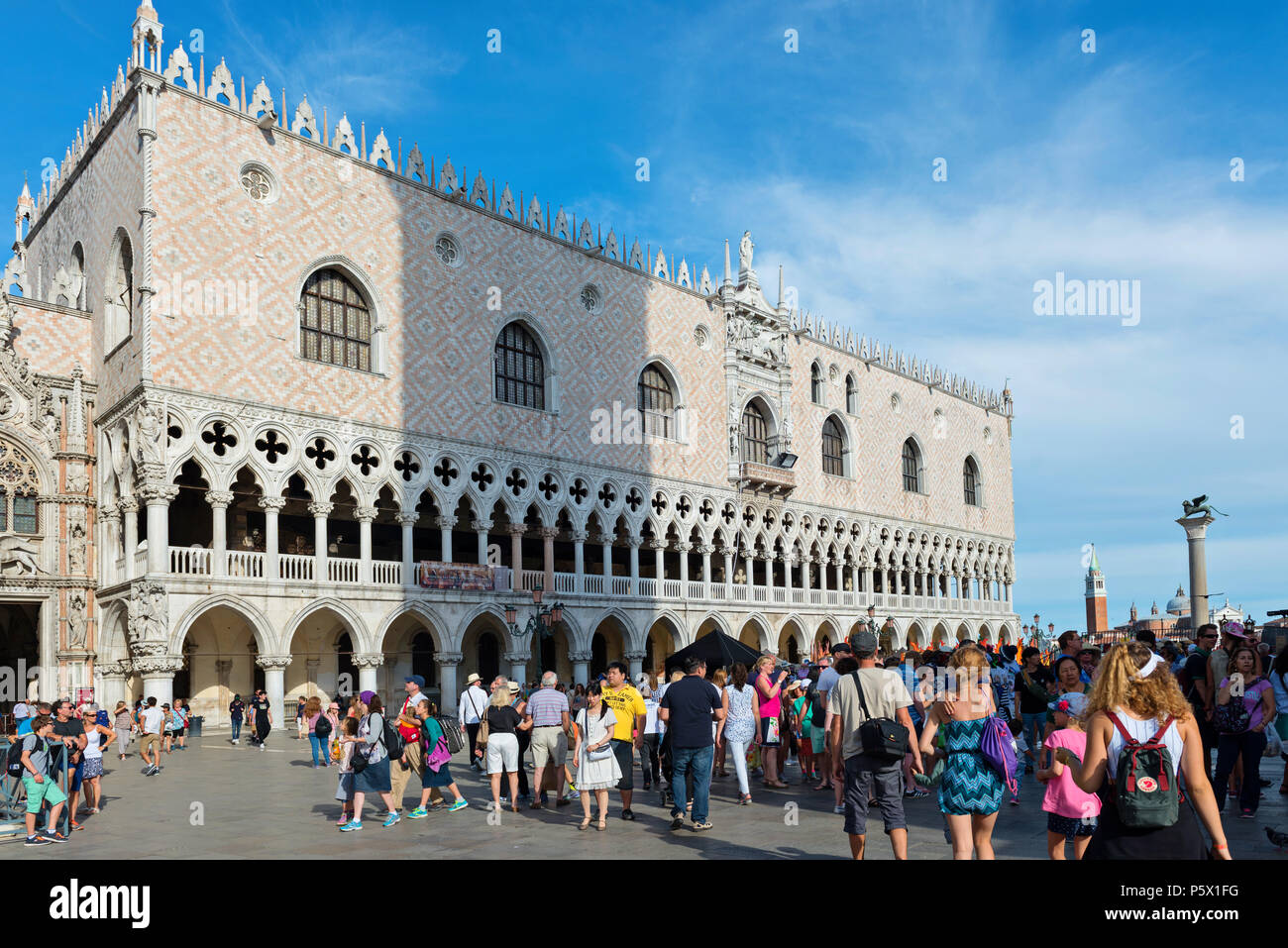 Venice doges palace scene hi-res stock photography and images - Alamy