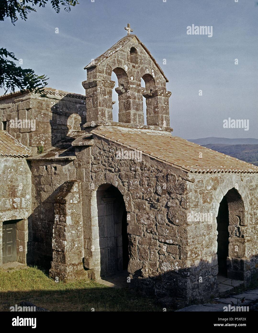 IGLESIA VISIGODA - SIGLO VII. Location: IGLESIA DE SANTA COMBA, BANDE, ORENSE, SPAIN Stock Photo - Alamy IGLESIA VISIGODA - SIGLO VII. Location: IGLESIA DE SANTA COMBA, BANDE, ORENSE, SPAIN Stock Photo - Alamy