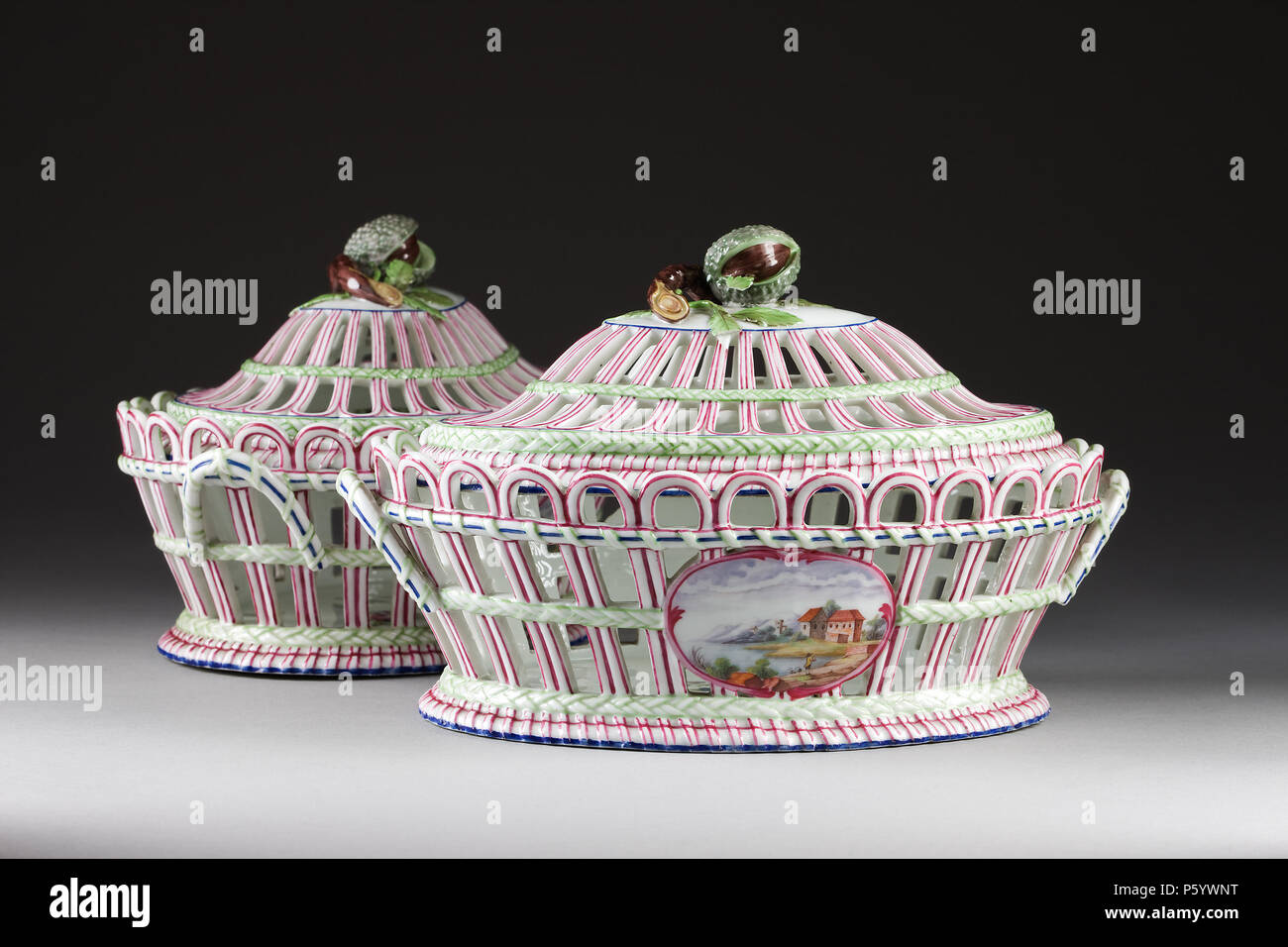 Dating Sevres porslin märken