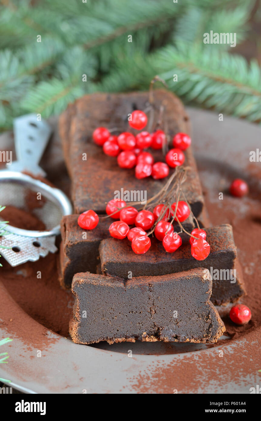 Chocolate gluten free pie decorated with berries Stock Photo Alamy