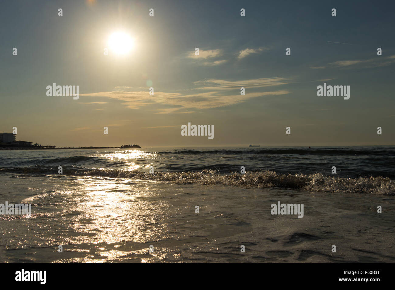 Beautiful sun rise view beach hi-res stock photography and images - Alamy