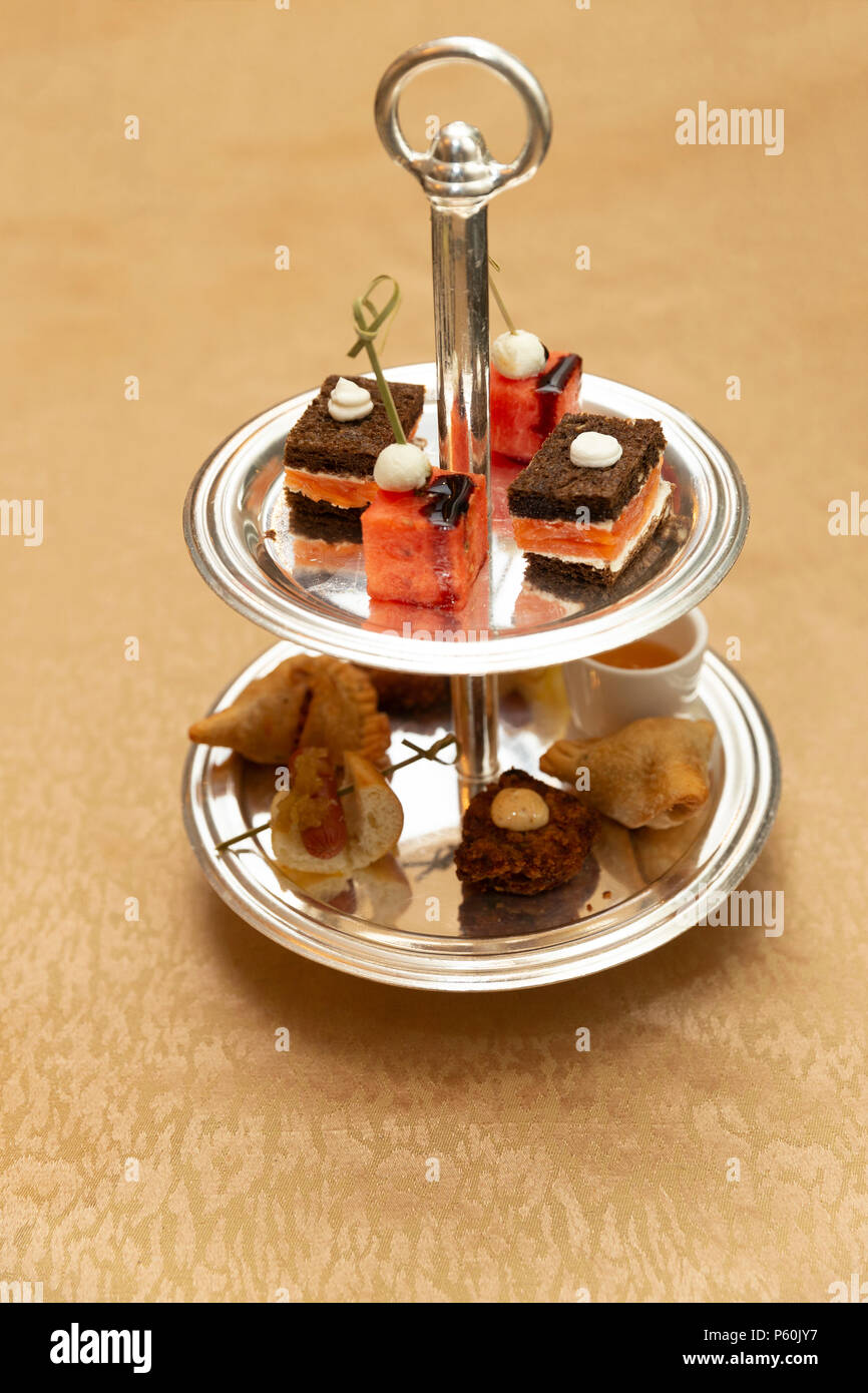 Fancy hors devours Stock Photo Alamy