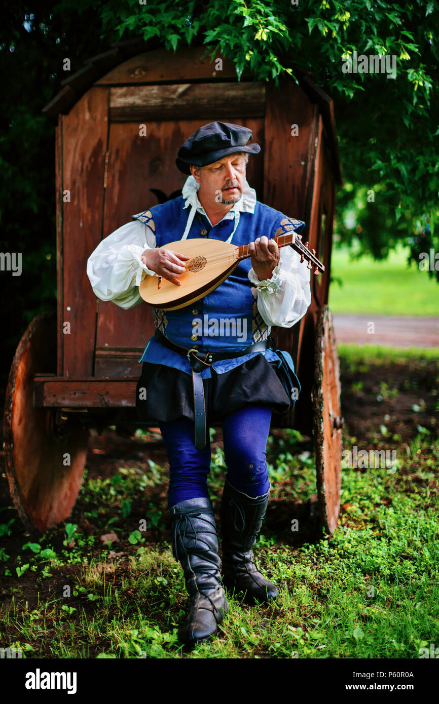 Renaissance musician hires stock photography and images Alamy