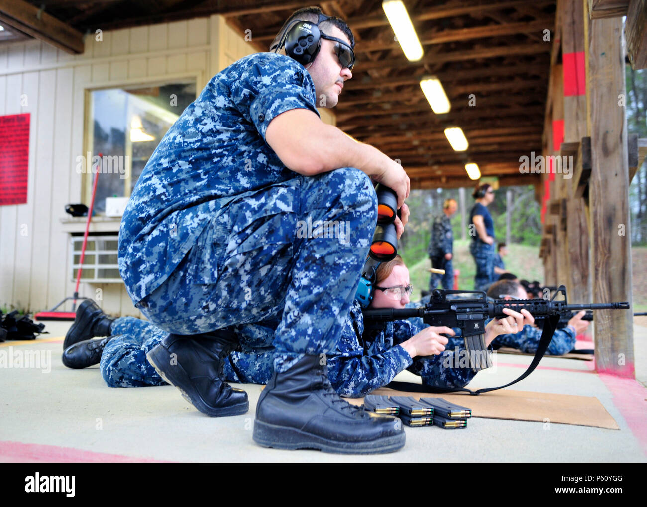 YORKTOWN, Va. (April 1, 2016) Gunner’s Mate 1st Class Ernest Quinones