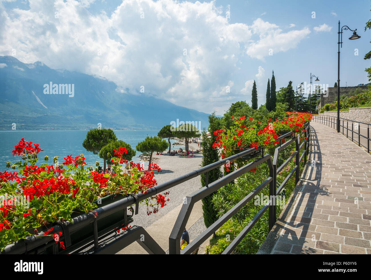 Lake garda road hi-res stock photography and images - Alamy