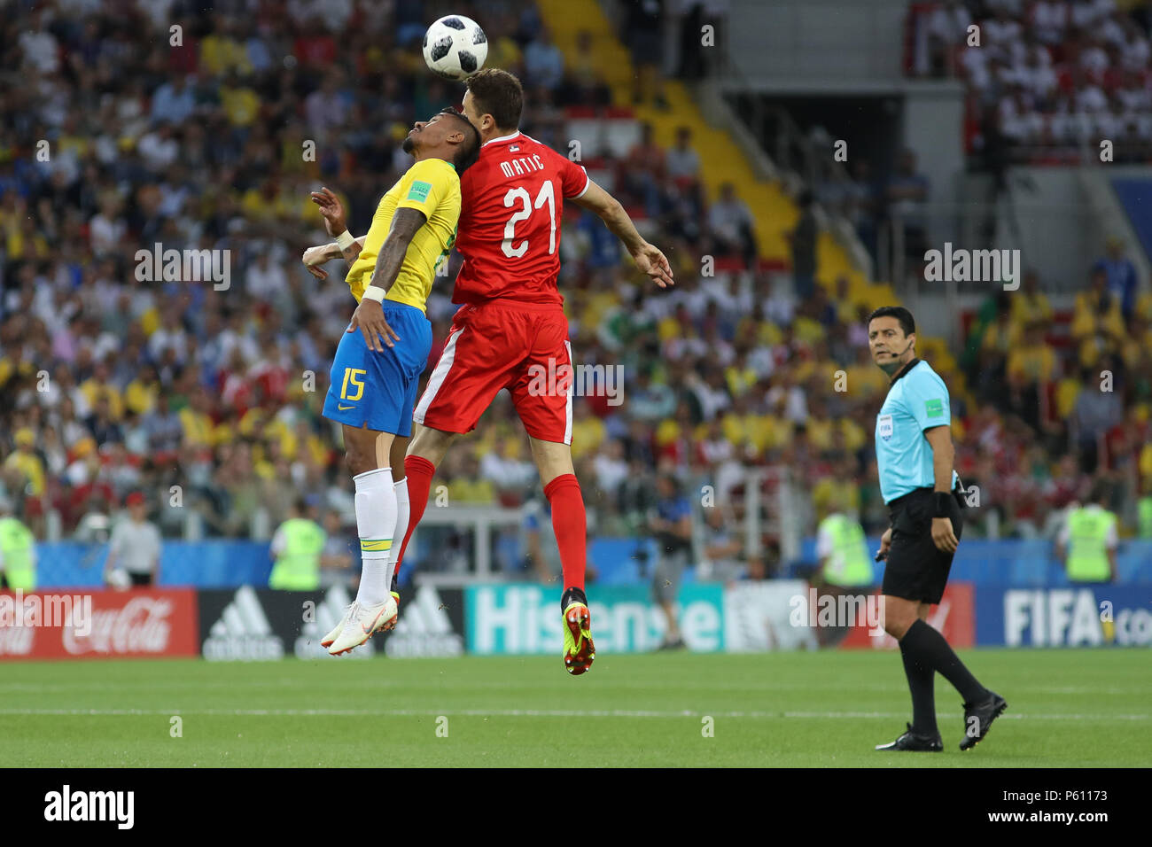Moscow, Russia, 27 June 2018. SERBIA VS BRAZIL - Paulinho and Nemanja Matic during the match between Serbia and Brazil valid for the 2018 World Cup held at the Otkrytie Arena (Spartak) in Moscow, Russia. (Photo: Ricardo Moreira/Fotoarena) Credit: Foto Arena LTDA/Alamy Live News Stock Photo