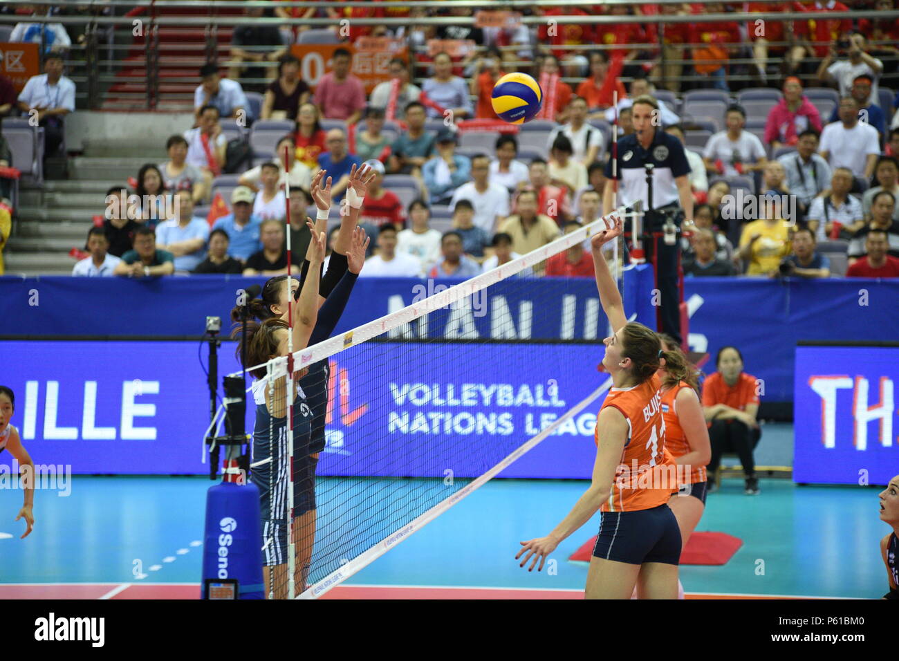 Fivb volleyball nations league hi-res stock photography and images - Page 7 