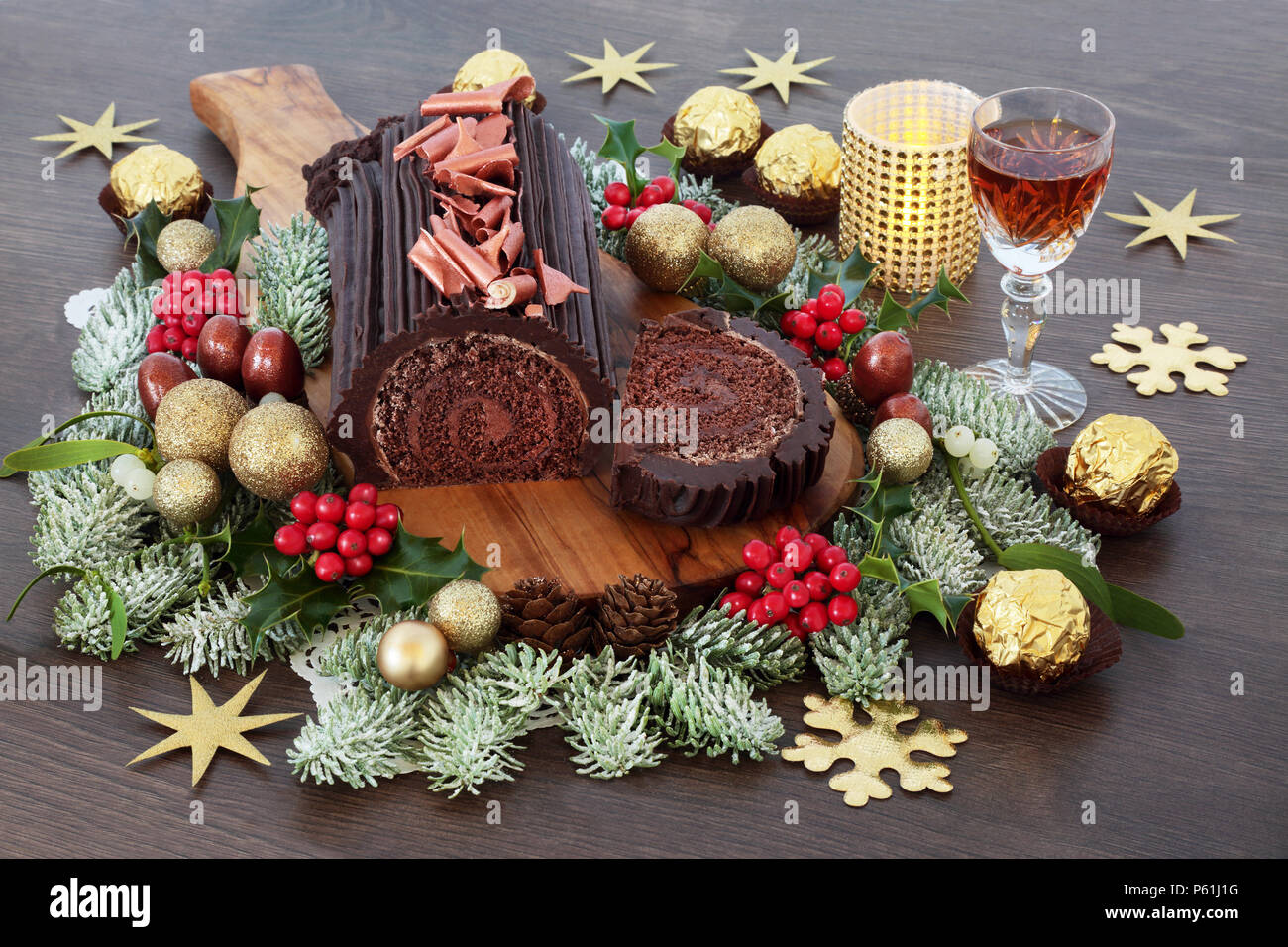 Yule Log Stock Photos Yule Log Stock Images Alamy