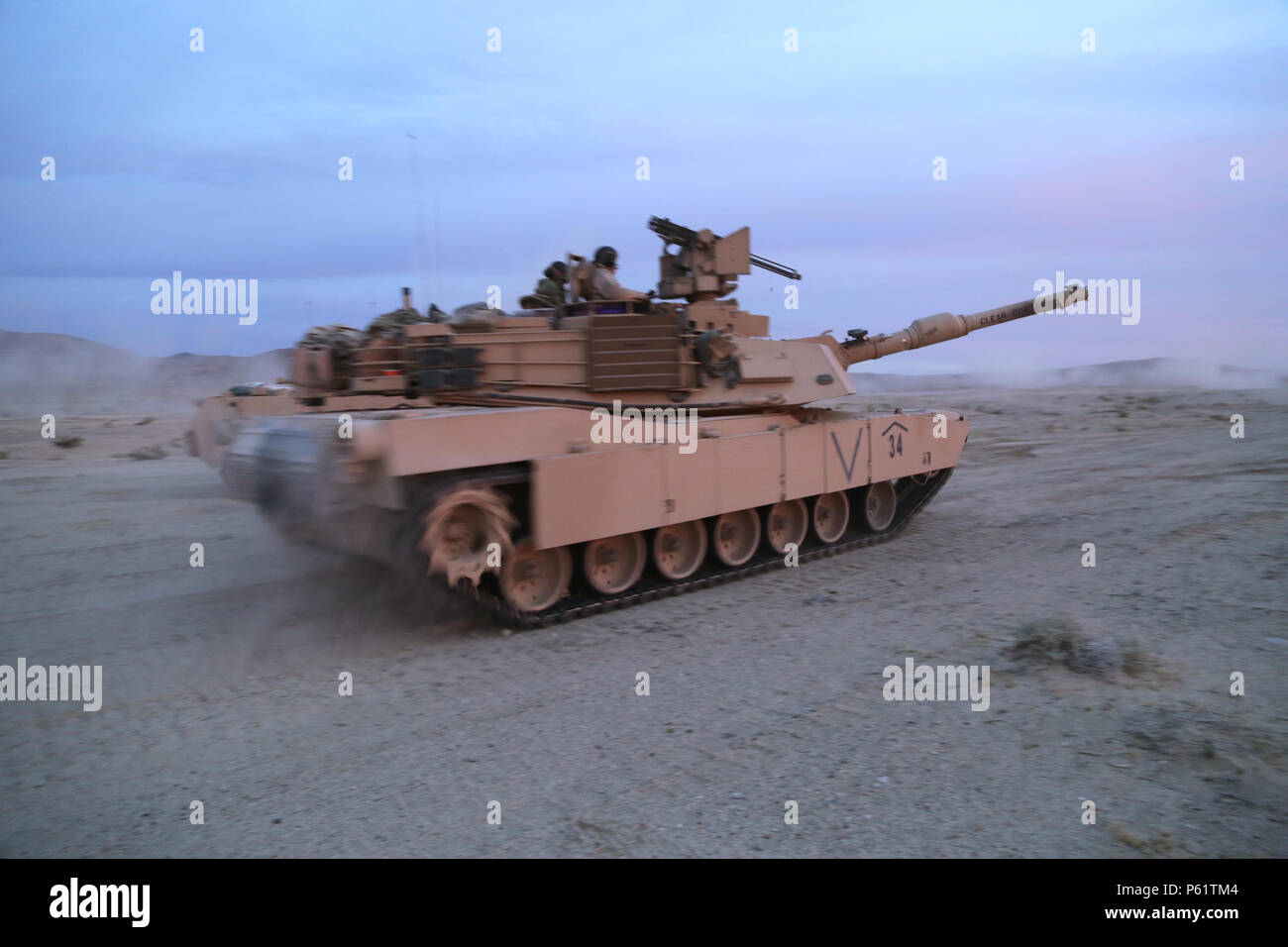 U.S. Army Soldiers assigned to 1st Battalion, 67th Armored Regiment ...