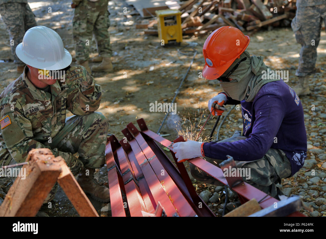 Page 2 Philippine Army Engineer High Resolution Stock Photography And Images Alamy Page 2 Philippine Army Engineer High Resolution Stock Photography And Images Alamy